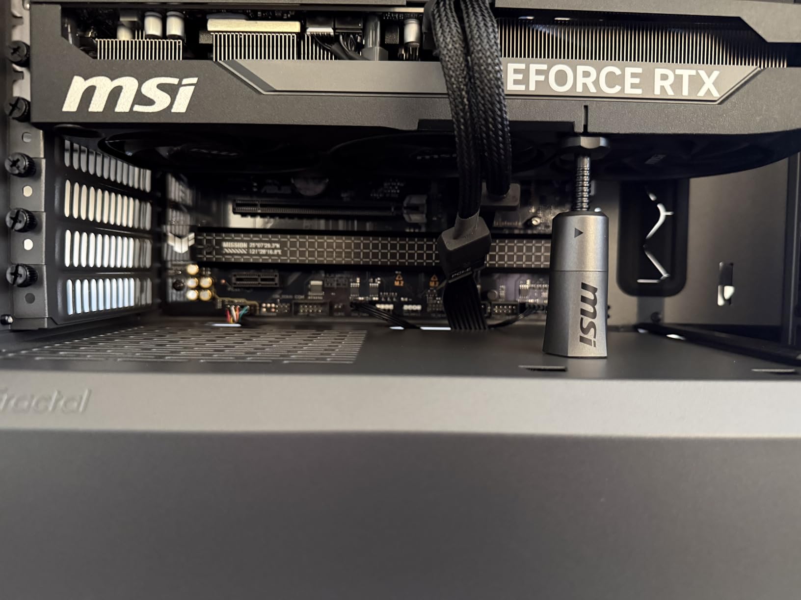 ASUS TUF Gaming B850-PLUS WiFi AMD AM5 B850 ATX Motherboard, 14+2+1 80A Stages, AI Ready, DDR5, PCIe 5.0, 3X M.2, Wi-Fi 7, 2.5Gb LAN, DisplayPort, HDMI, USB 10Gbps & 20Gbps Type-C, BIOS Flashback customer photo 1