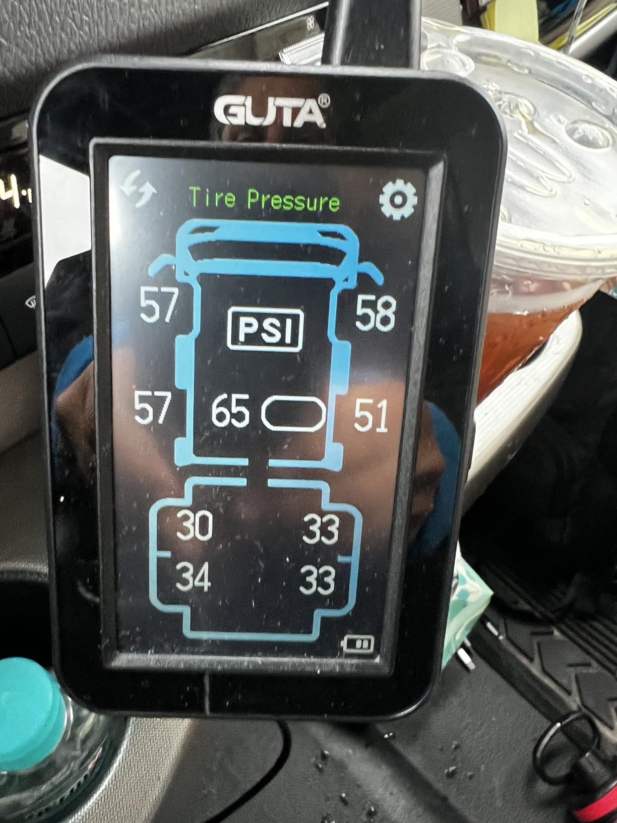 GUTA Tire Pressure Monitoring System, Trailer TPMS with Color Touchscreen Display & 10 Flow Thru Sensor, 6 Alert Modes, Signal Booster, Tire Pressure Monitor for RV, Camper, Semi, 5th Wheel (0-188PSI) customer photo 1