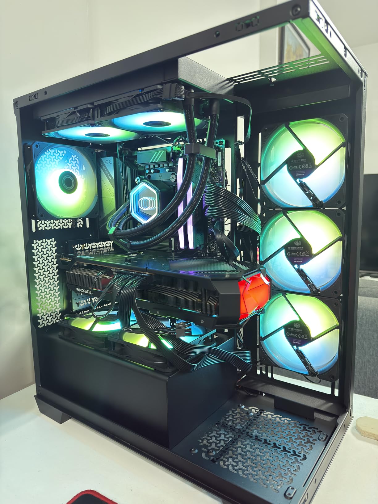 Cooler Master MF120 Lite 120mm PC Case Fan|Liquid Cooler|Air Cooler 3-Pack, 120mm aRGB Lighting, aRGB Splitter, Dynamic PWM 1,750 RPM, Air Balance Blades, Hybrid | PBT Frame customer photo 1