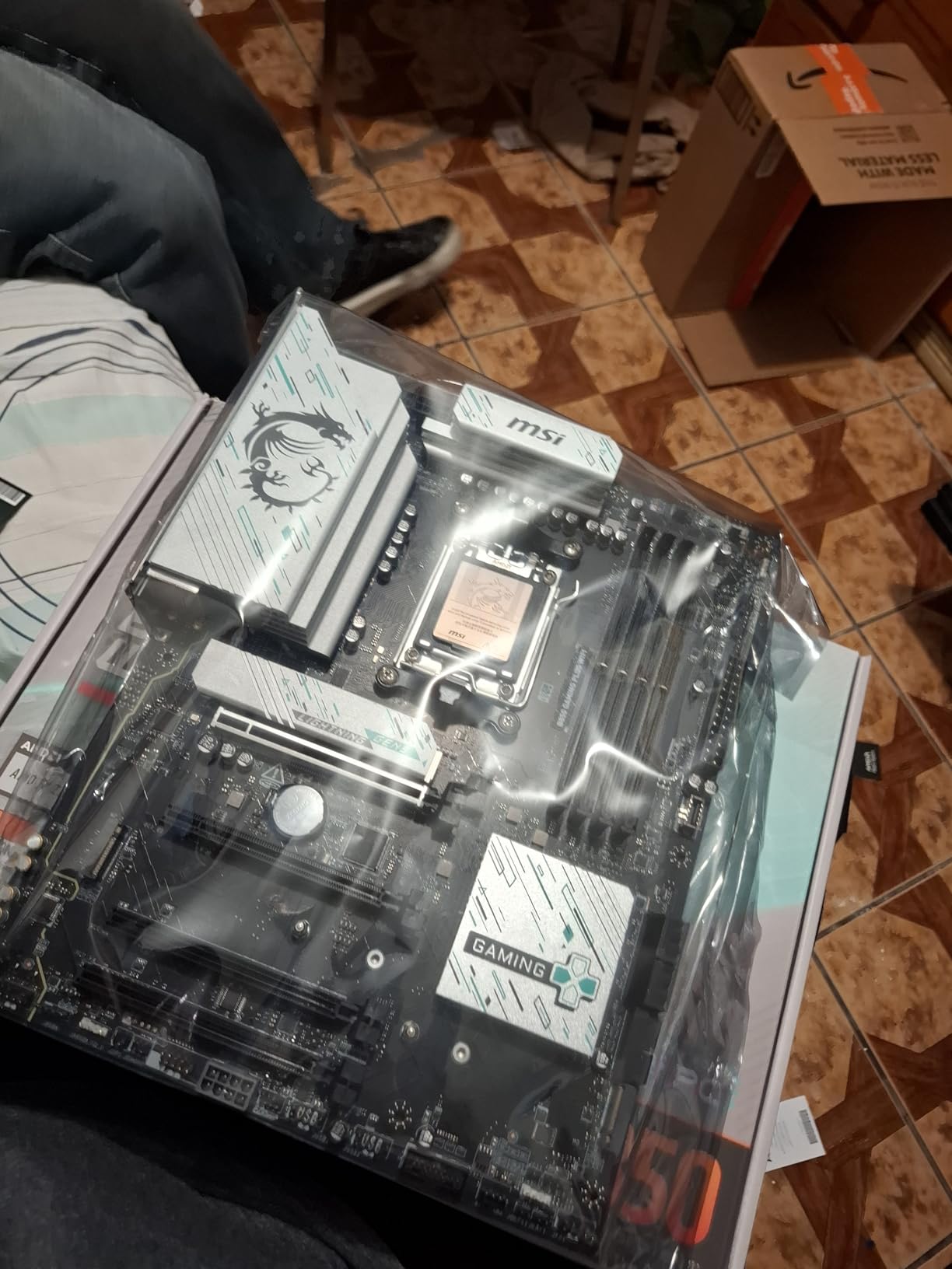 MSI B850 Gaming Plus WiFi Motherboard, ATX - Supports AMD Ryzen 9000/8000 / 7000 Processors, AM5 - DDR5 Memory Boost 8200+ MT/s (OC), PCIe 5.0 x16 & 4.0 x16, M.2 Gen5, Wi-Fi 7, 5G LAN customer photo 2