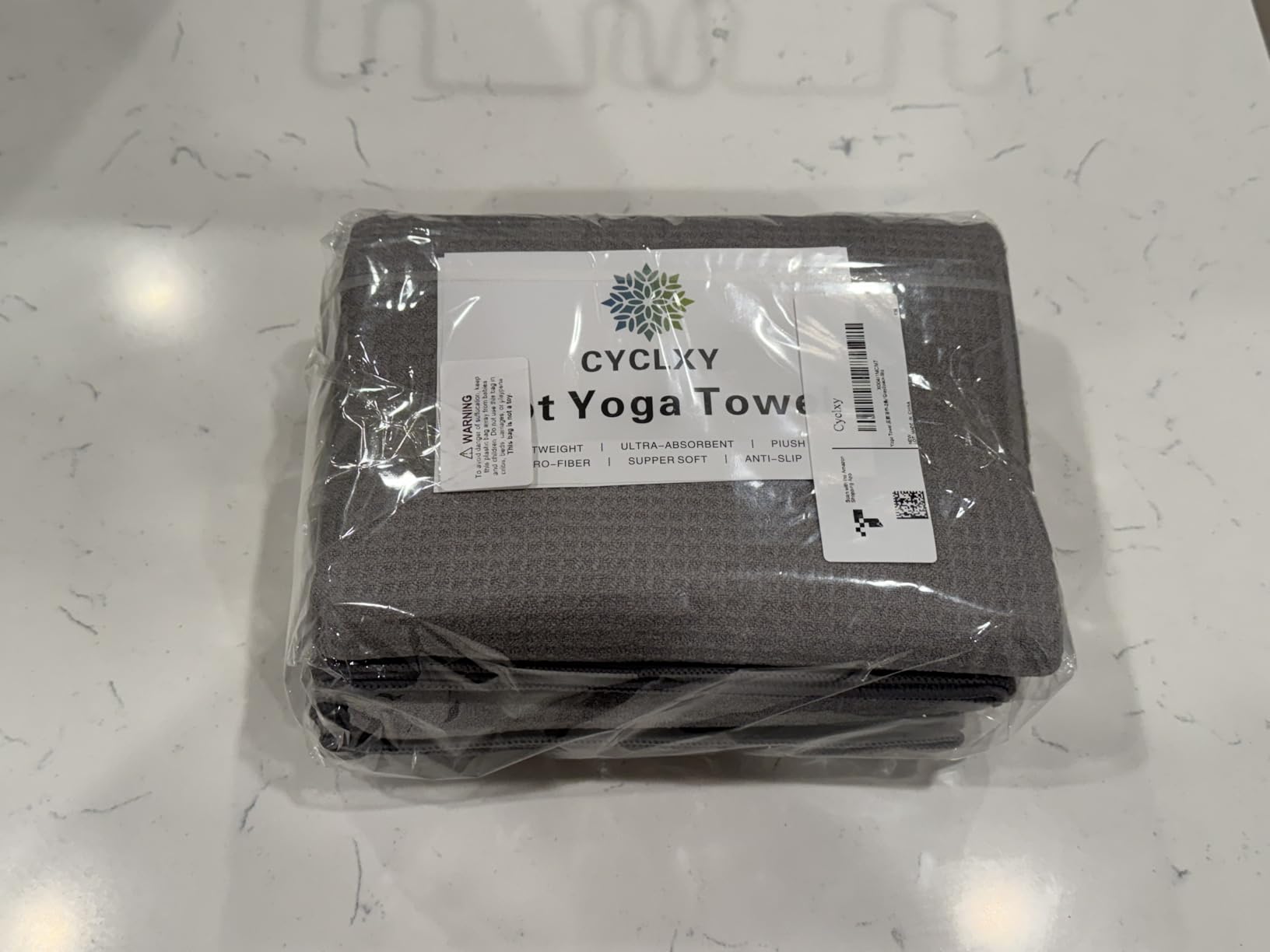 2 Pack Hot Yoga Towel with Grip Dot，Stickyfiber Yoga Mat Towels Non Slip for Hot Yoga,Absorbent Microfiber Sweat Anti-Slip Cover,Bikram,Pilates,Exercise,Fitness customer photo 1