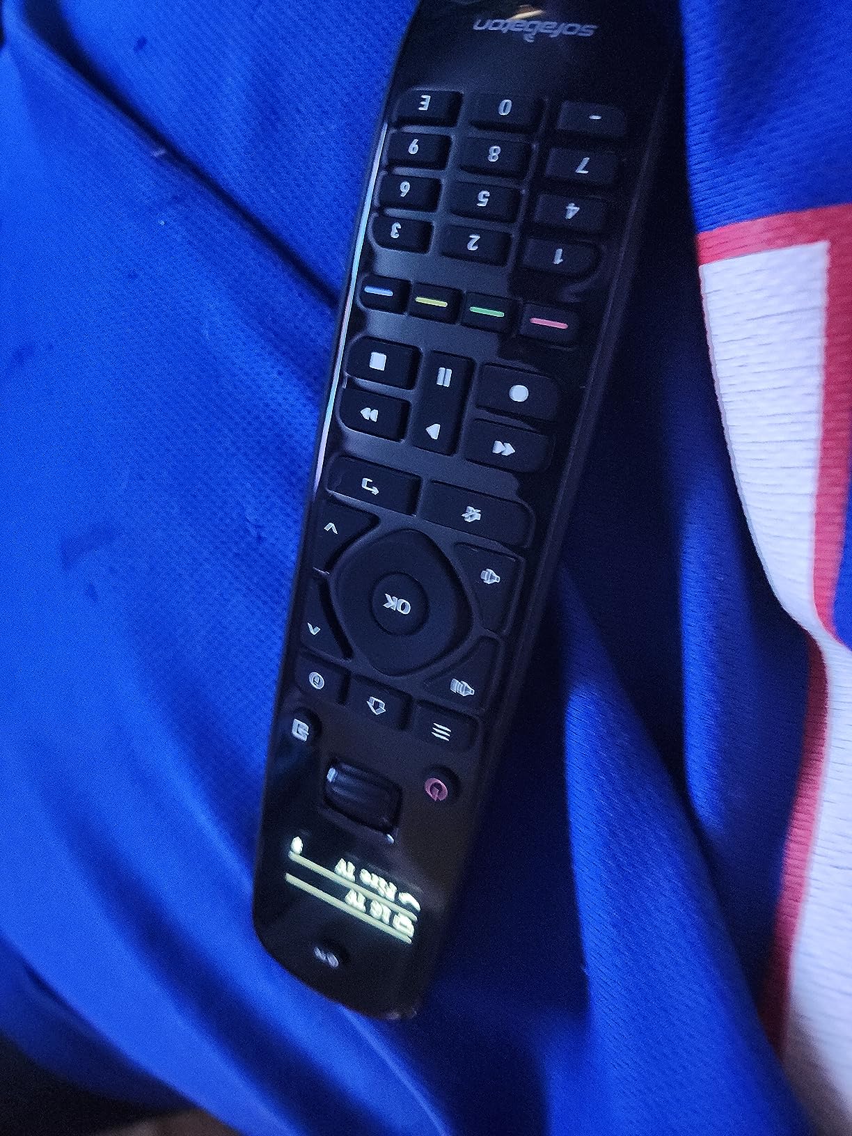 SofaBaton U2 Universal Remote with Backlit Button and Upgraded Scroll Wheel, All in One Universal Remote Control with App Control, Custom Macros for Smart TVs,Sound Bar, DVD/Blu-ray Players and More customer photo 2