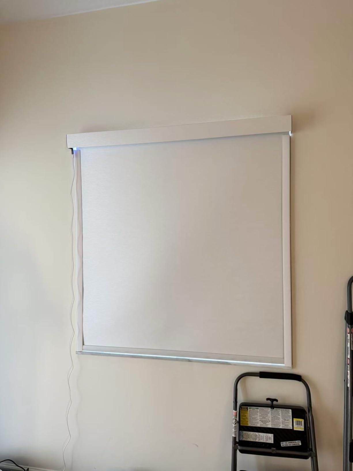 Motorized Blinds with Remote, 100% Blackout Smart Blinds, Automatic Shades for Windows Compatible with Alexa Google and Homekit, Custom Size(Light Chaser-Perla Bianca BO) customer photo 2