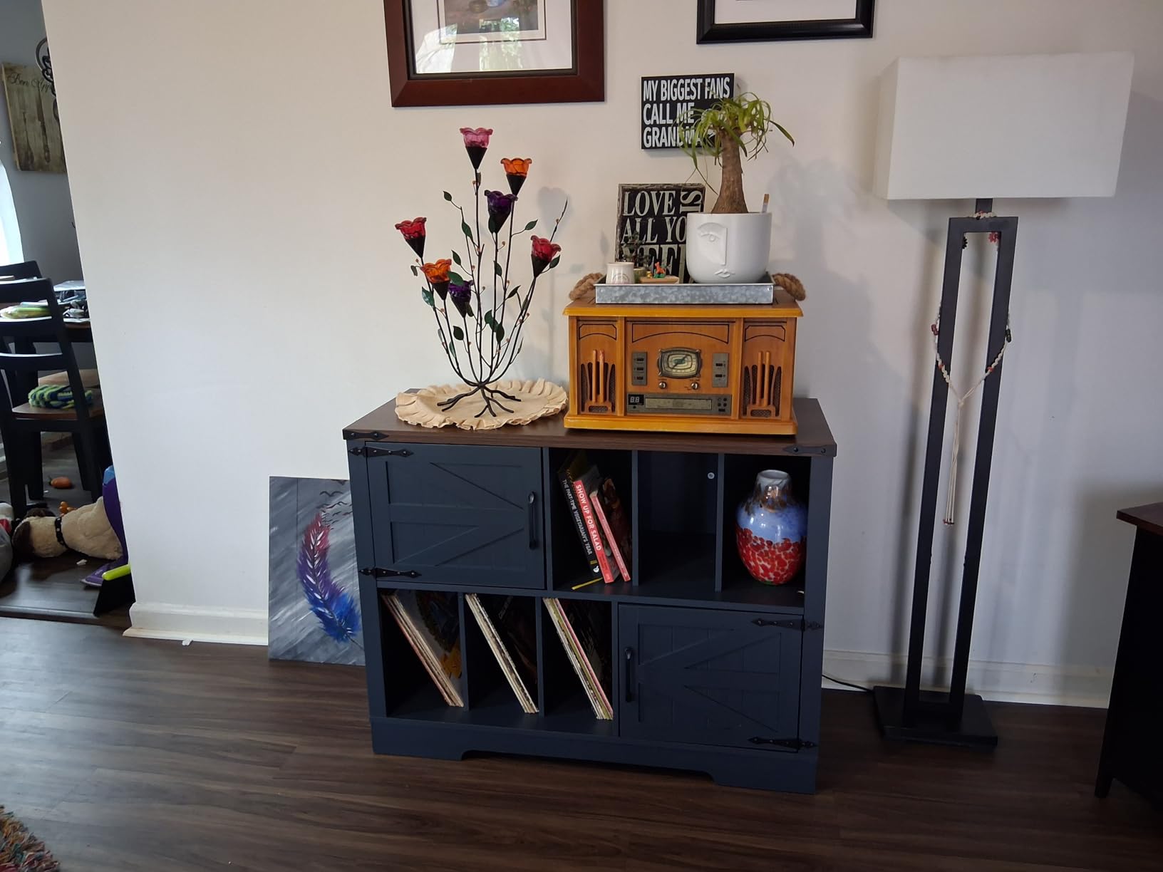 Large Record Player Stand with Vinyl Storage Up to 450 Albums, 39 Inch Farmhouse Wood Navy Blue Vinyl Records Storage Cabinet with Barn Doors, Mid-Century Turntable Stand for Living Room customer photo 1