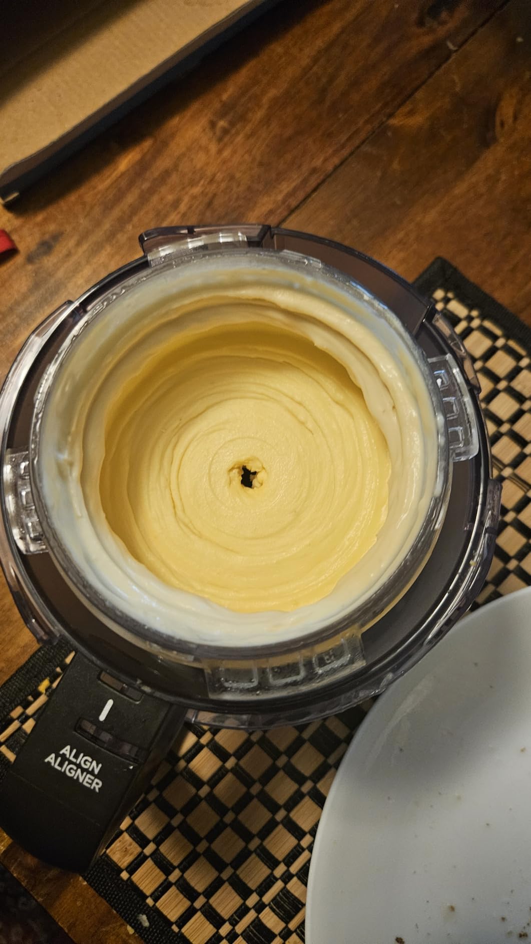 Ninja CREAMi Scoop & Swirl Ice Cream Maker, Soft Serve Desserts, Sorbet, Milkshakes, Frozen Yogurt and More, 13-in-1 Programs, Includes Handle and Two 16 oz 2-in-1 Pints, NC701 customer photo 2