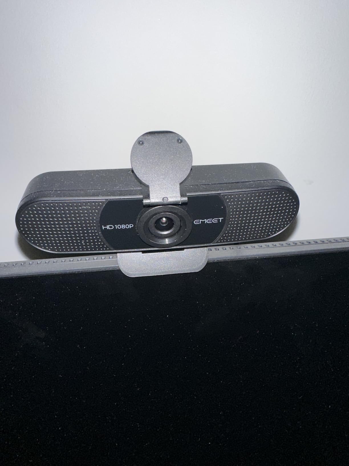 EMEET 1080P Webcam with Microphone, C960 Web Cam, 2 Mics, 90 degree FOV, USB Type-A & A-to-C Adapter, Plug&Play Computer Camera for Online Calling, Zoom/Teams/Facetime, Switch 2 Camera Support, 2025 Version customer photo 2