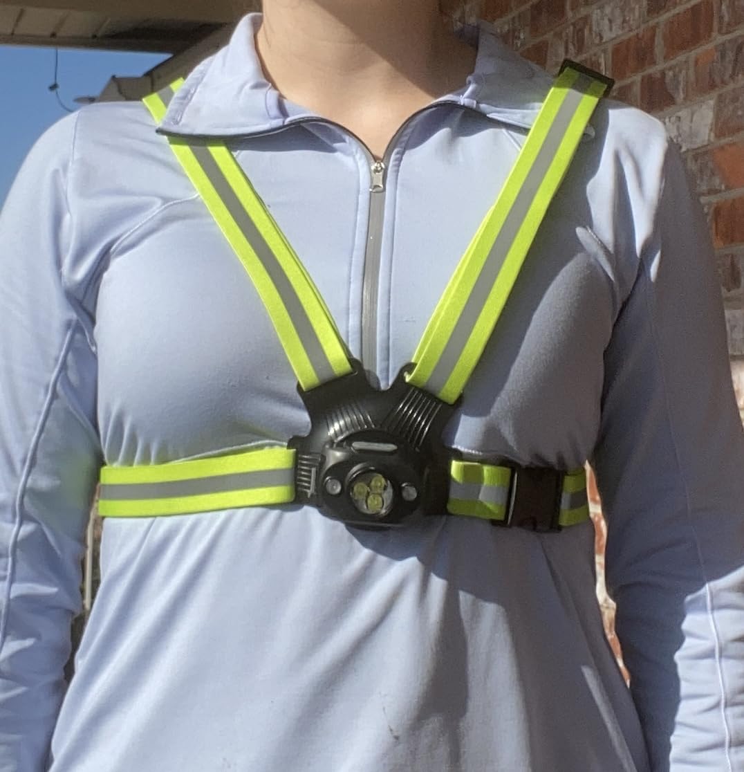 Running Lights for Runners, 500 Lumens Running Light with 45° Adjustable Tilt, 360° Reflective Vest & IPX4 Waterproof Rechargeable Light Up Gear for Night Walking/Cycling/Jogging/Hiking customer photo 1