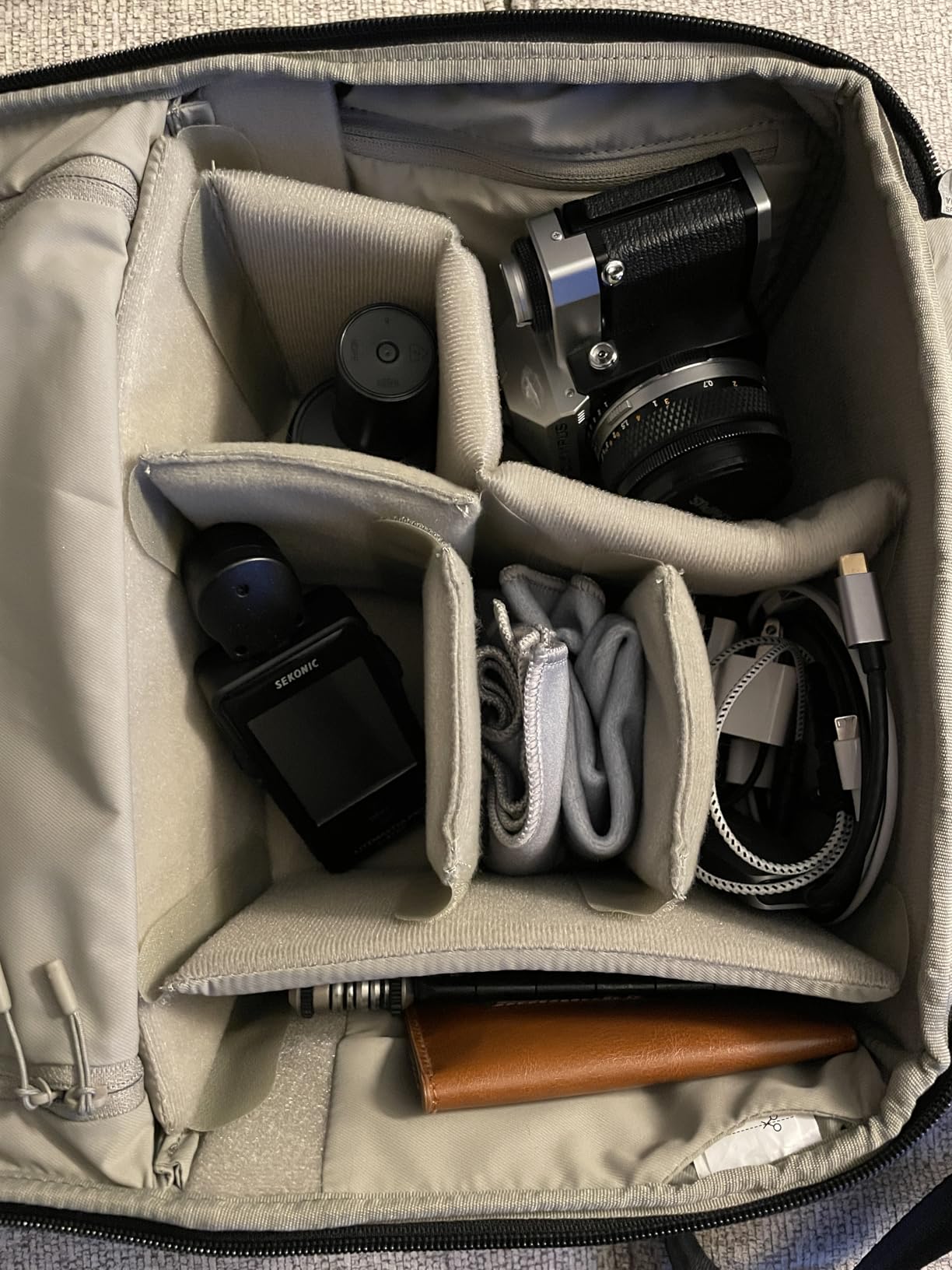 PGYTECH OneGo Lite 16L Camera Backpack Water-Resistant DSLR/Mirrorless Bag for Sony/Canon/Fujifilm, Drone Backpack, Tripod Mount Travel & Weekend Photography Pack for 14