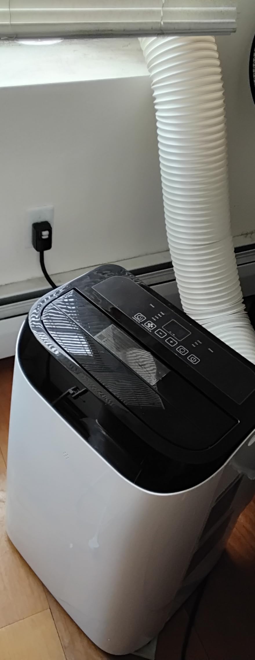 16,000 BTU Inverter Portable Air Conditioner with Remote, Free Stand Cooling Portable AC Unit for Room up to 800 sq.ft, with Dehumidifier & Fan,Dual Hose,Windows Kit,Quiet Sleep Mode(45dB) customer photo 1