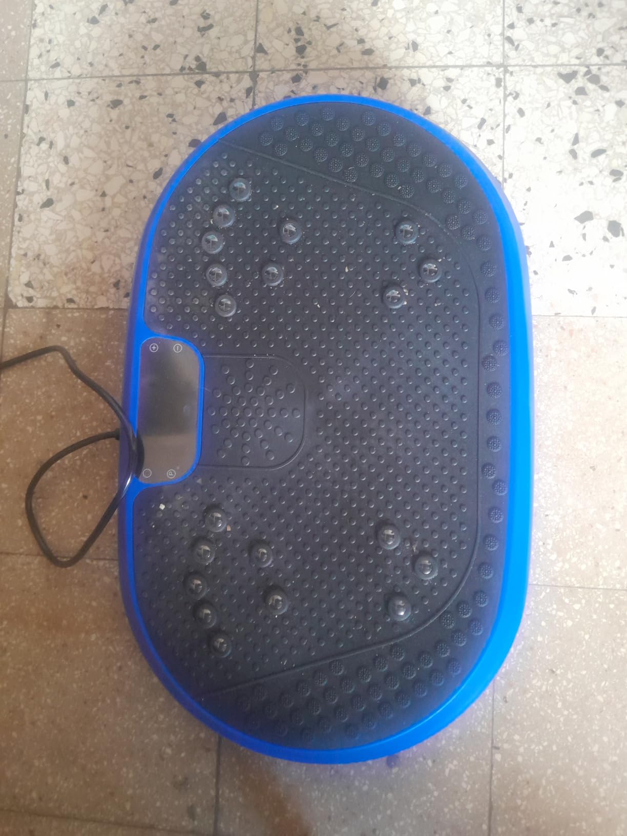 Vibration Plate Exercise Machine, Vibrating Fitness Platform for Lymphatic Drainage, Full Body Shaker Workout Equipment, Bluetooth Power Shaping Vibrate Plate, Board Sport for Home Exercise Gym, Blue customer photo 2