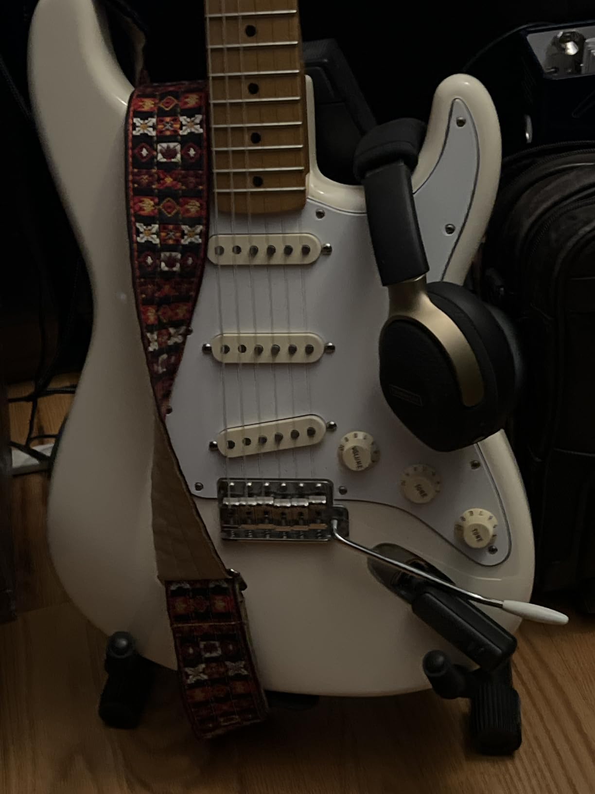 Positive Grid Spark NEO Wireless Guitar Headphone Amp & AI-Powered Guitar Rig with Custom Audio Drivers, Noise-Isolation, Bluetooth Streaming & Smart App for Electric, Acoustic and Bass Guitar customer photo 1