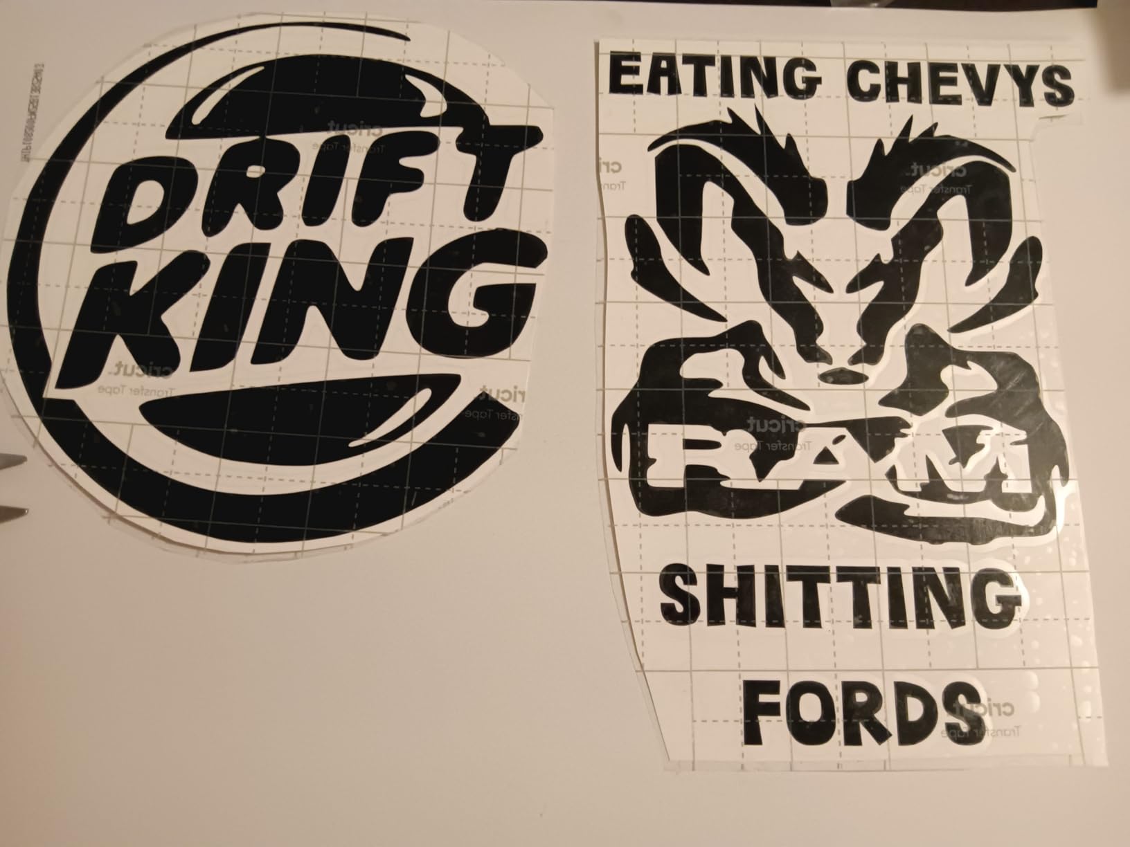 Cricut Explore 4 - Smart Cutting Machine (Seashell) | Engagement Plus Bundle - Includes EasyPress 3 Heat Press (9x9) + Mat, Tote Bag, Material Samplers, Machine Mat, Pens, Tools, & 30 Digital Images customer photo 2