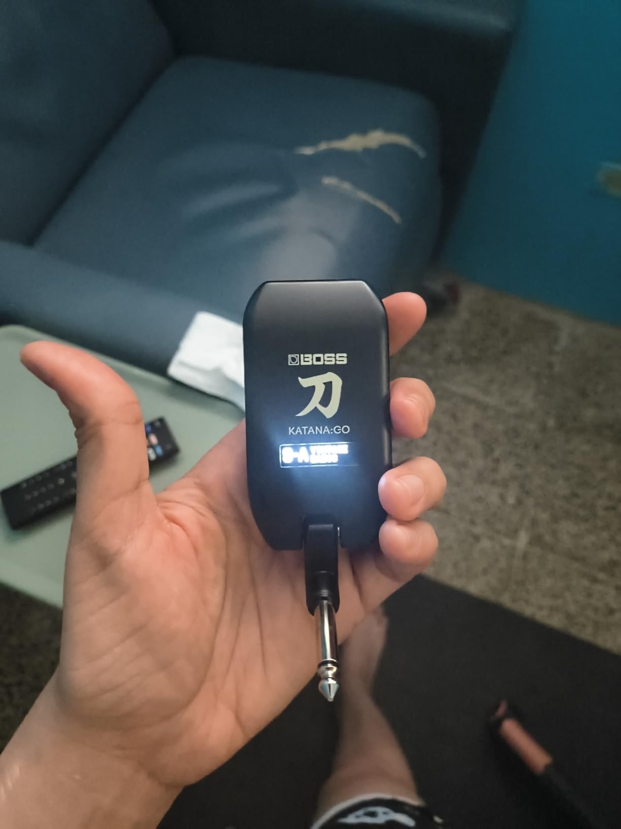 BOSS KATANA:GO | Personal Headphone Amplifier for Guitar & Bass | Ready-To-Play Sounds from Stage-Class Katana Amps | Advanced Spatial Technology | Edit Tones & Stream Backing Music via Bluetooth customer photo 1