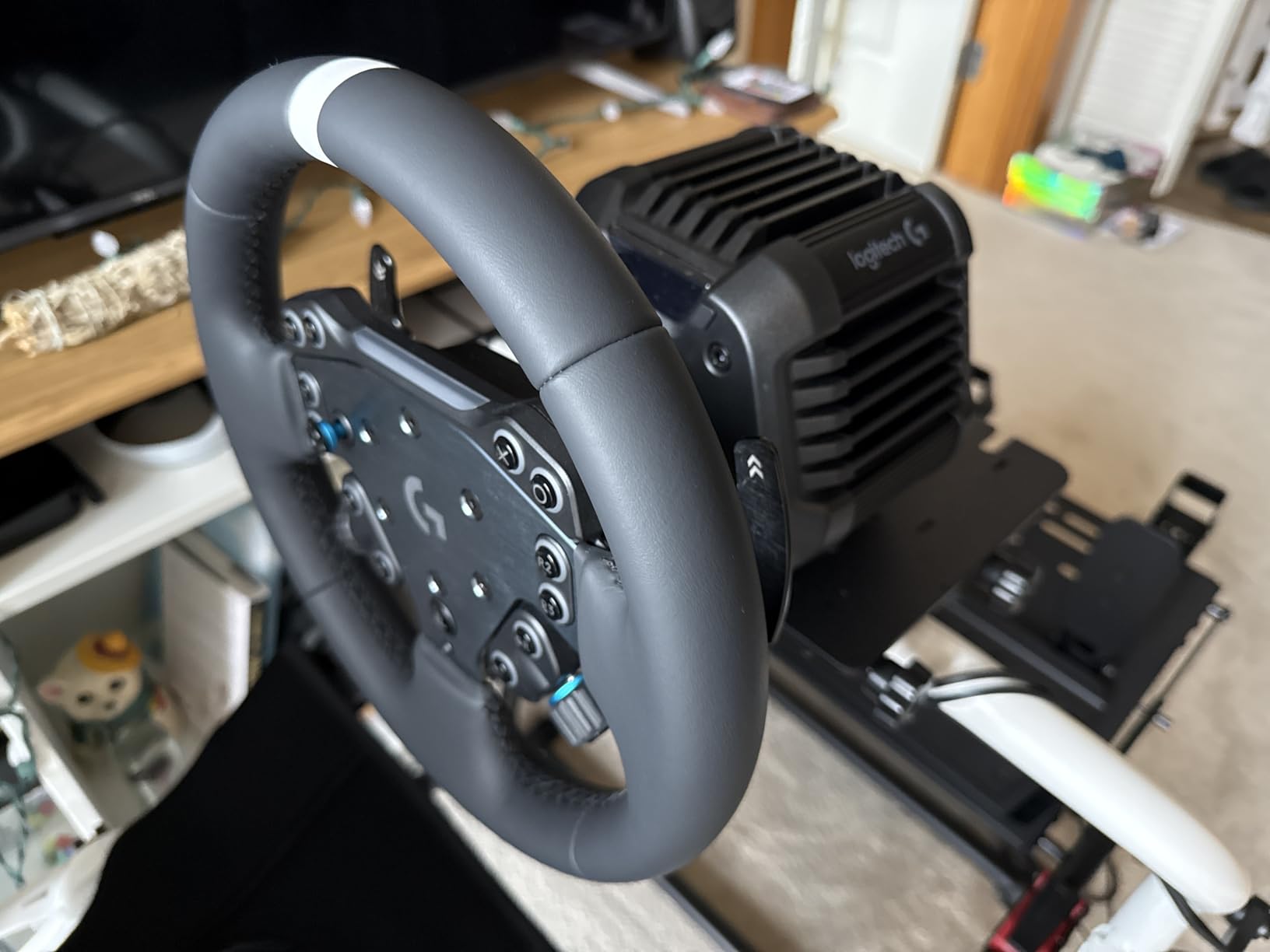 Logitech G RS50 System, 3-Piece Sim Racing Steering Wheel Setup - RS50 Wheel base with 8 Nm Direct Drive, RS Wheel Hub with 13 Buttons and RS Round Wheel 11-inch - For PS5/PS4/PC customer photo 1