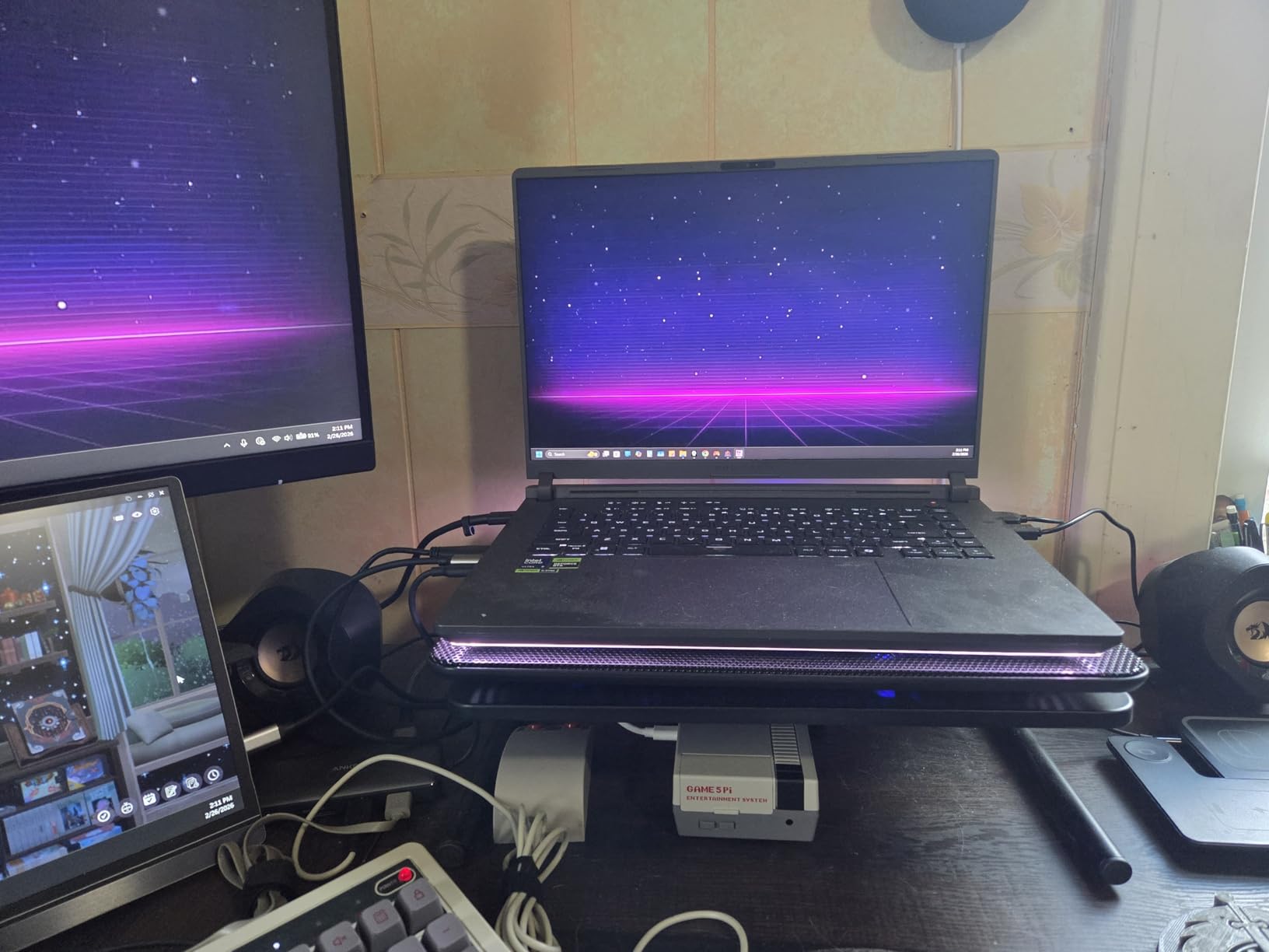 ROG Strix G16 (2025) Gaming Laptop, 16 inch ROG Nebula 16:10 2.5K 240Hz/3ms, NVIDIA GeForce RTX 5080, Intel Core Ultra 9 275HX, 32GB DDR5, 1TB PCIe Gen 4 SSD, Wi-Fi 7, Windows 11 Home customer photo 2