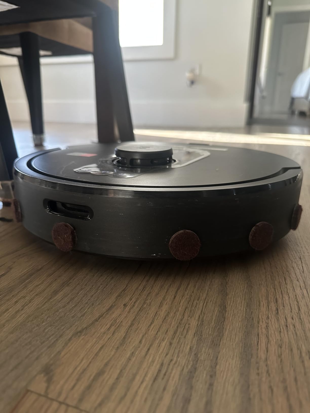 roborock Q10 S5+ Robot Vacuum and Mop, 10,000Pa Suction, Upgraded from Q8 max+, 70 Days Self-Emptying, Obstacle Avoidance, Sonic Mopping, Dual Anti-Tangle Design, Auto Mop Lifting, Black customer photo 1