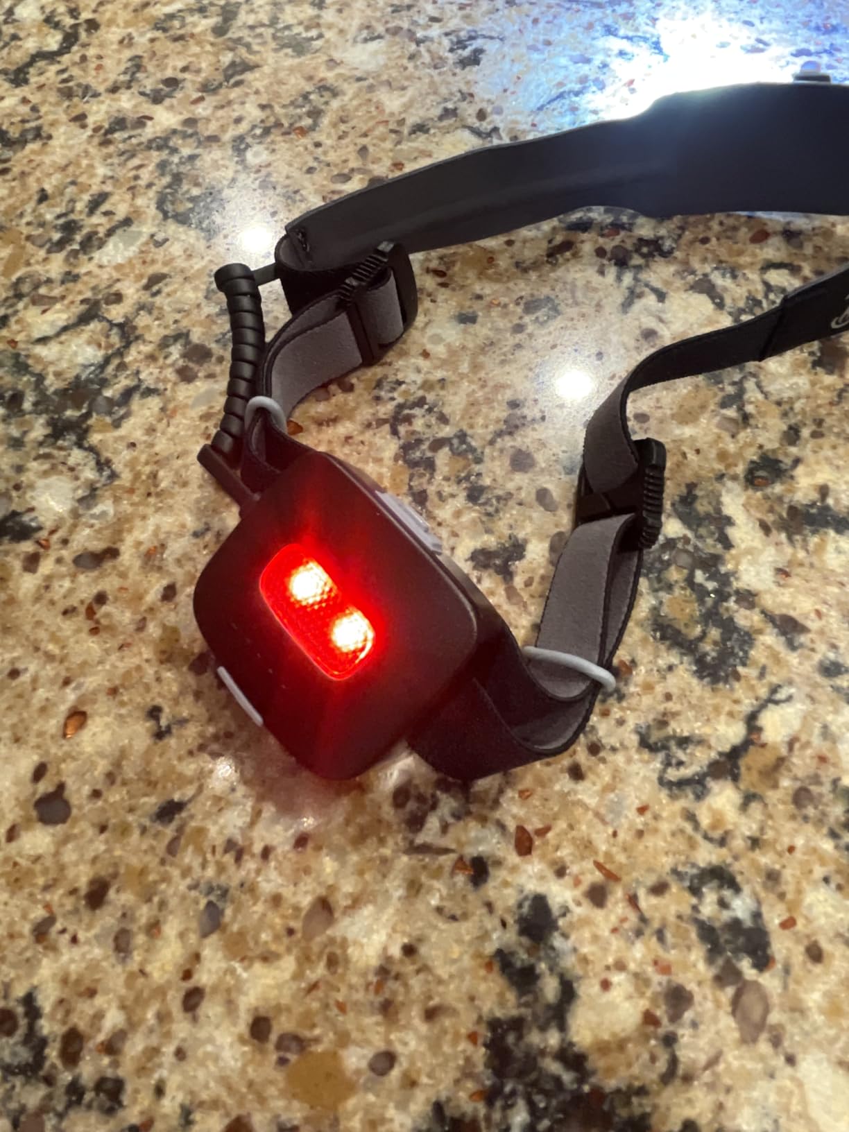 BioLite Dash 450 Rechargeable 450-Lumen Running Headlamp, Midnight Grey customer photo 2