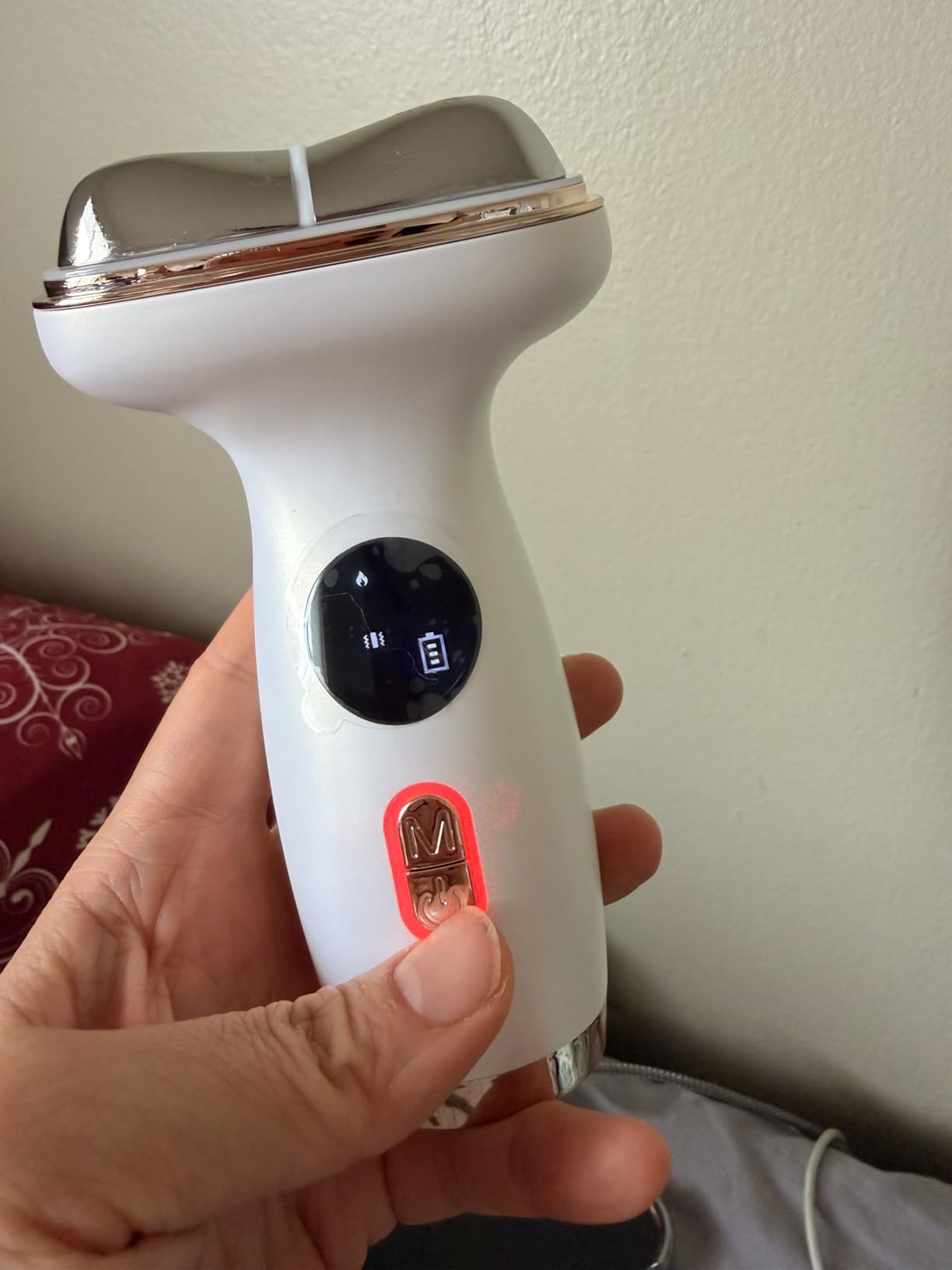 Microcurrent Facial Device with Red Light Therapy - 7-in-1 LED Sculptor & Hot Gua Sha for Face Neck Eye Firming, Depuffing & Double Chin Reduction customer photo 1