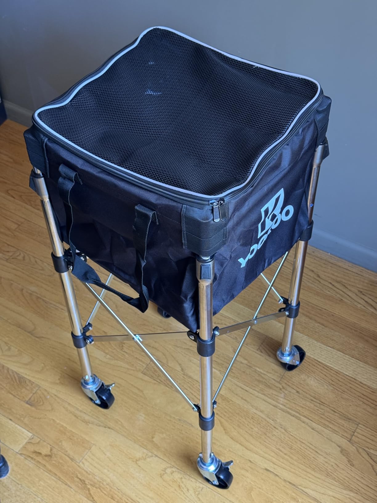 YooKoo Sturdy Tennis Ball Hopper Holds 200 Balls, Lightweight Tennis Ball Basket, Easy to Use Without Installation for Tennis Training and Teaching customer photo 1