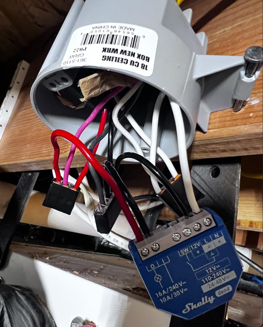 Shelly 1 Gen4 | Wi-Fi, Zigbee & Matter Smart Relay Switch with Dry Contacts, 1-Channel 16A | Home Automation | Alexa, SmartThings, Google Home, Apple HomeKit Compatible | Garage Door Opener customer photo 1