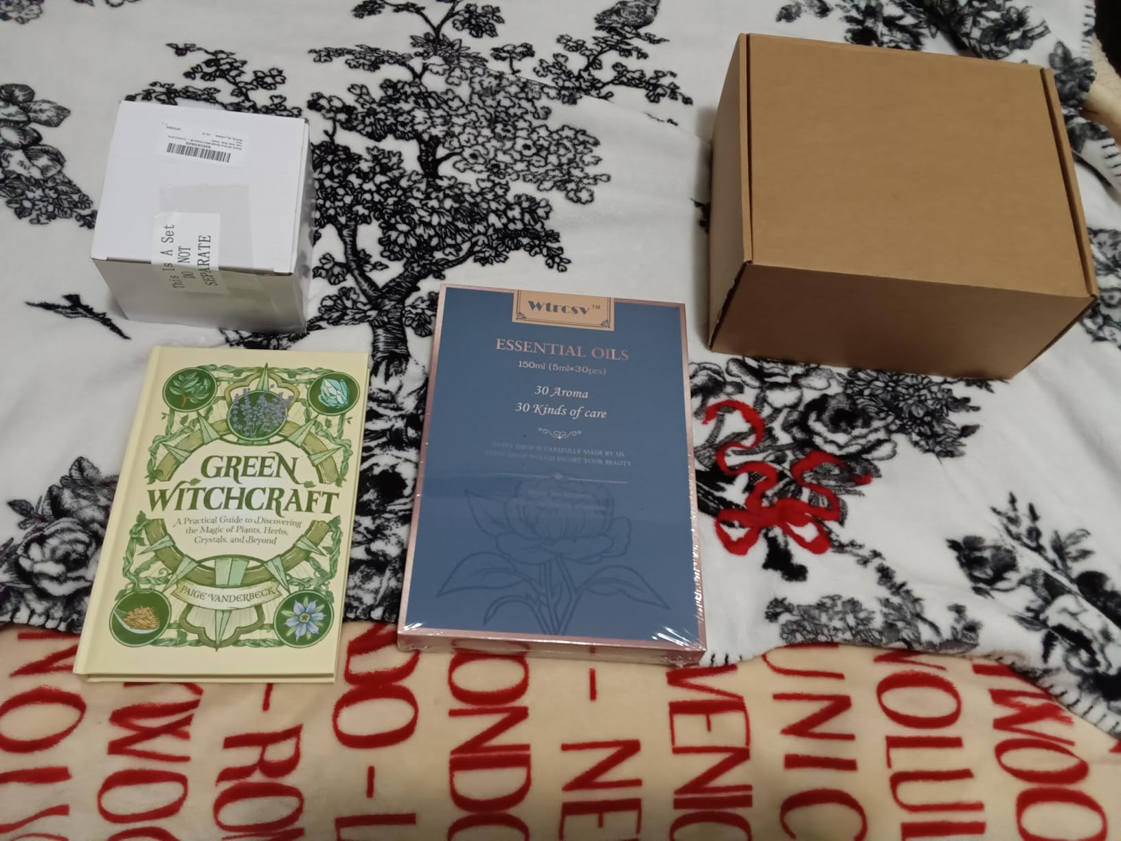 Essential Oils Set - Top 15 Scents for Diffuser, Humidifier, Skin Care, Aromatherapy, Massage, Candle & Soap Making - Fragrance Gift Set (5ml) customer photo 1