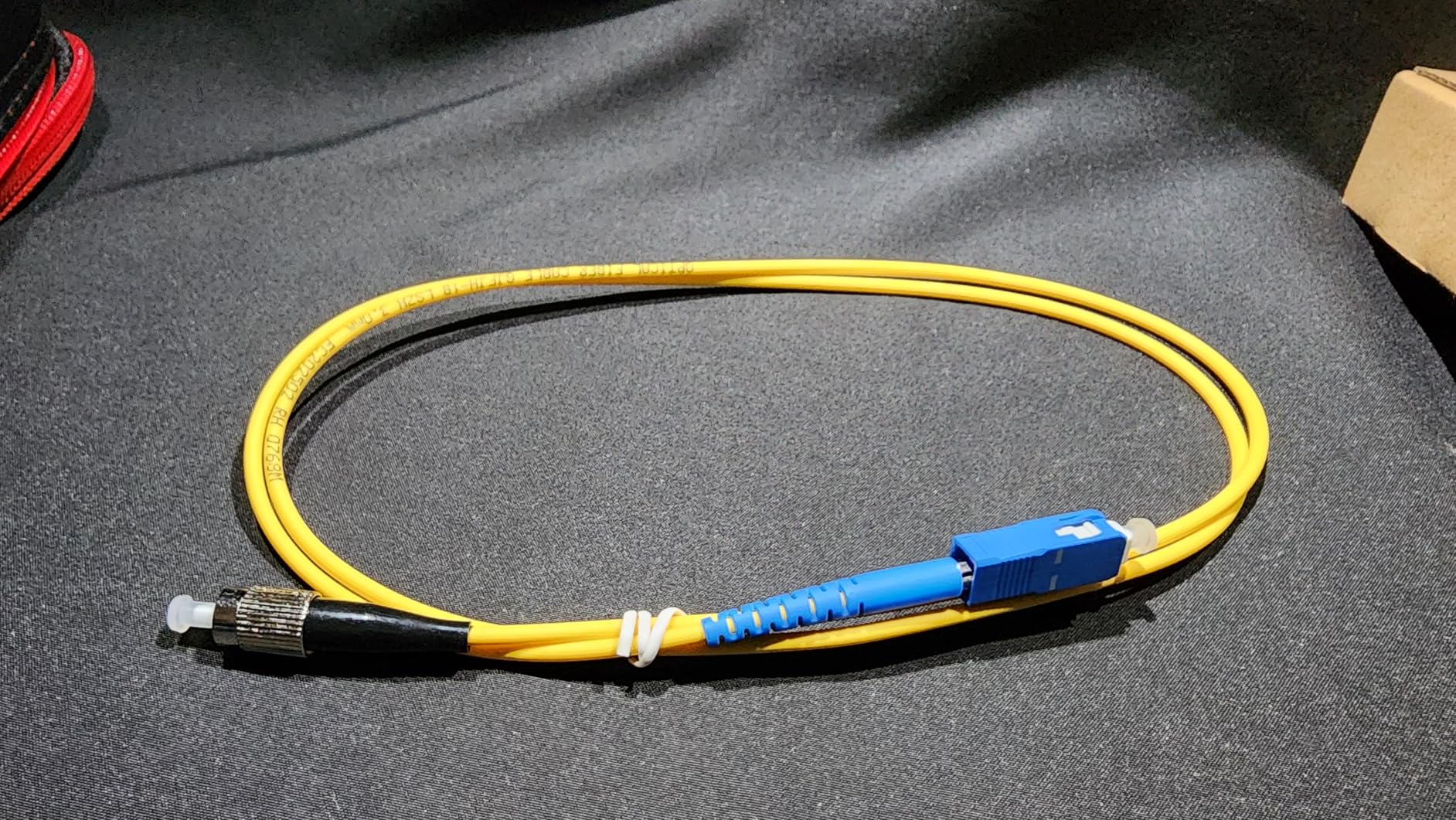 Visual Fault Locator Kit - 50KM Range Fiber Optic Cable Tester Tool Kit Red Light Pen Tester with 2.5mm Universal Connector 2pcs FC-LC Adapters 1pc LC/SC/FC Coupler 3 x 1.5m Patch Cords customer photo 1