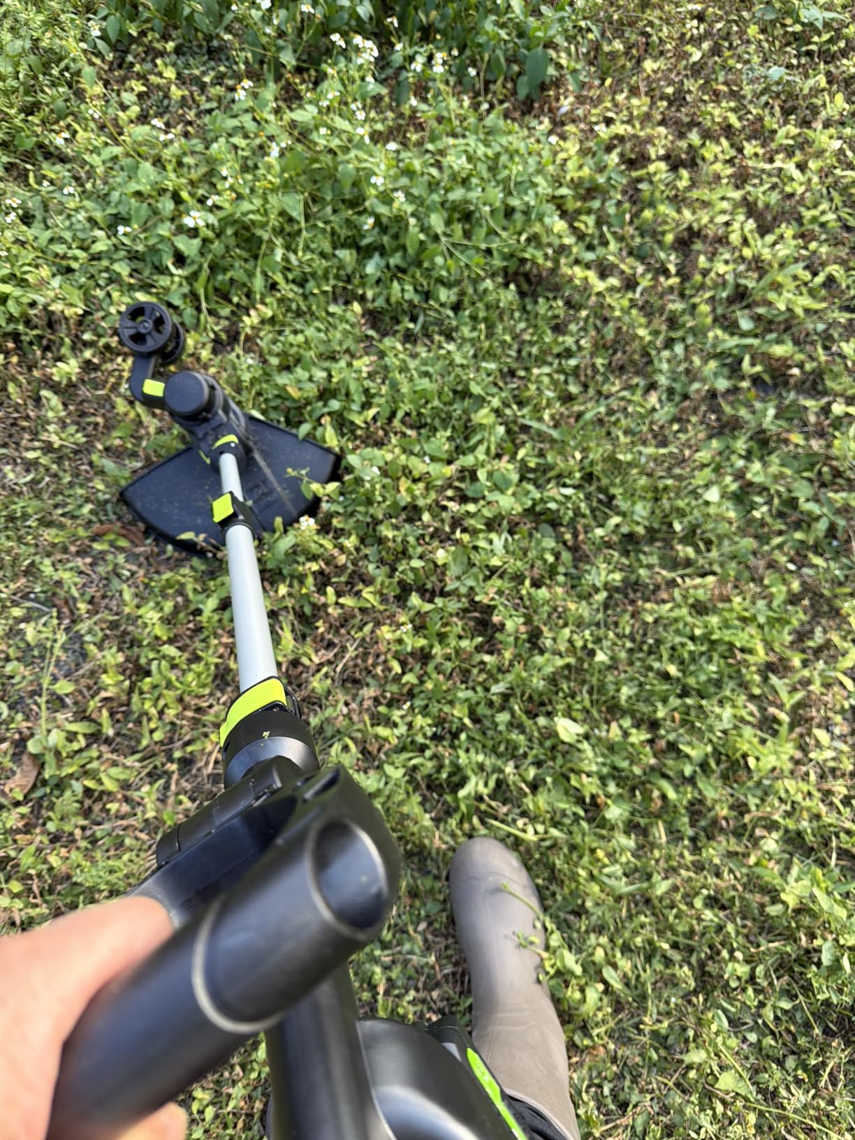 20V Cordless String Trimmer, Two 2.0Ah Battery Powered with Fast Charger, 12'' Grass Cutter with Auto Line Feed, 3-in-1 Electric Lawn Mower Grass Trimmer&Edger Lawn Tool with 8 Lines for Yard, Garden customer photo 1