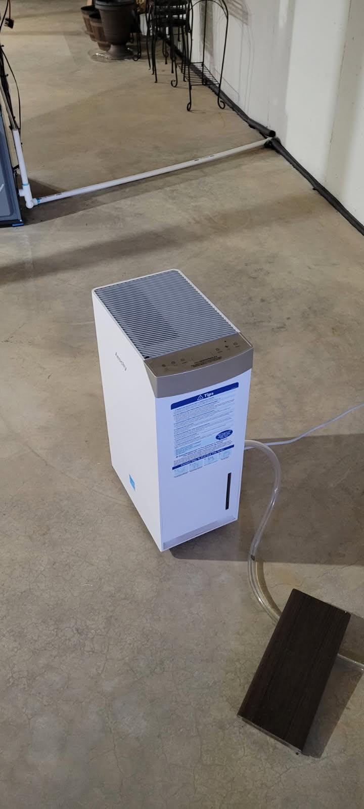 74 Pint/D Energy Star Version 6.0 Dehumidifier, 4500 Sq.Ft AEOCKY Smart Compressor Dehumidifier with Drain Hose, Intelligent Humidistat,for Basement,Bedroom,Home,Bathroom customer photo 1