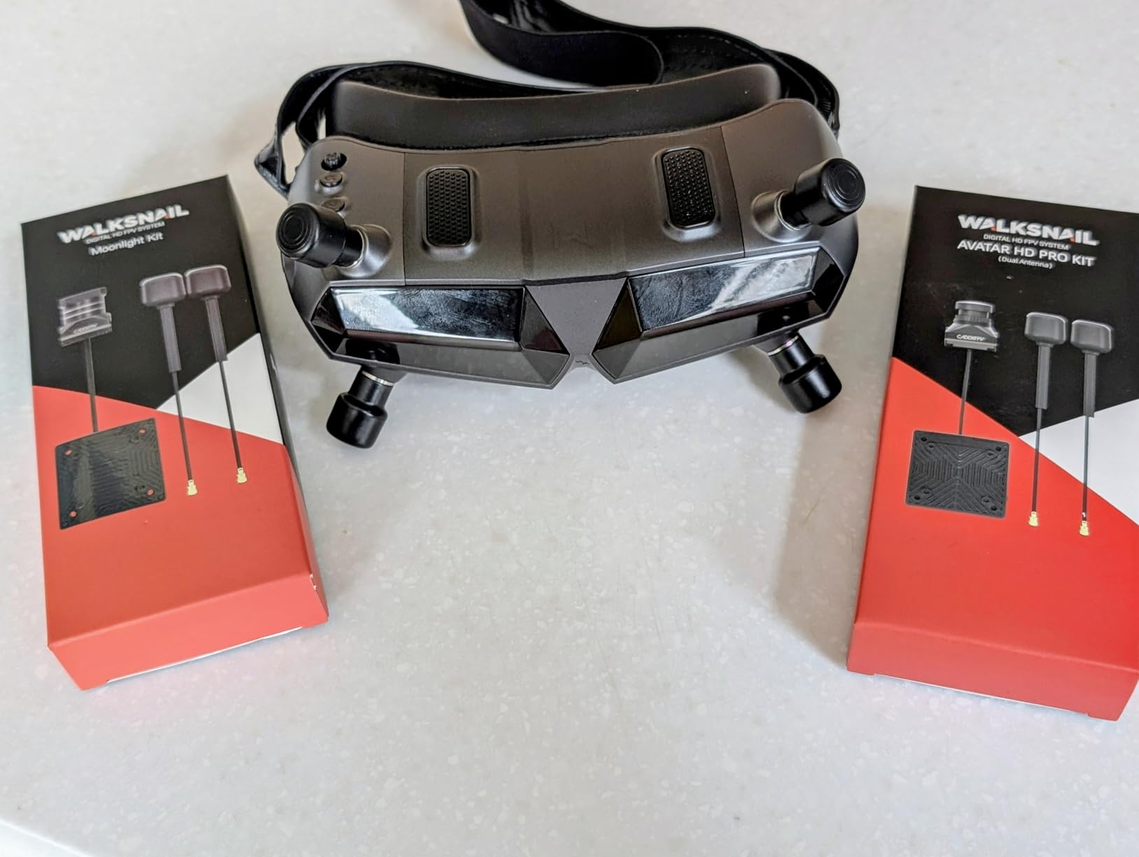 CADDXFPV Walksnail Avatar HD FPV Goggles X - 1080p Ultra-Wide Screen, 50° FOV, Head Tracking, Immersive Flight Experience, HDMI/AV Input, Compatible FPV Drone Goggles for All Walksnail VTX Kits customer photo 2