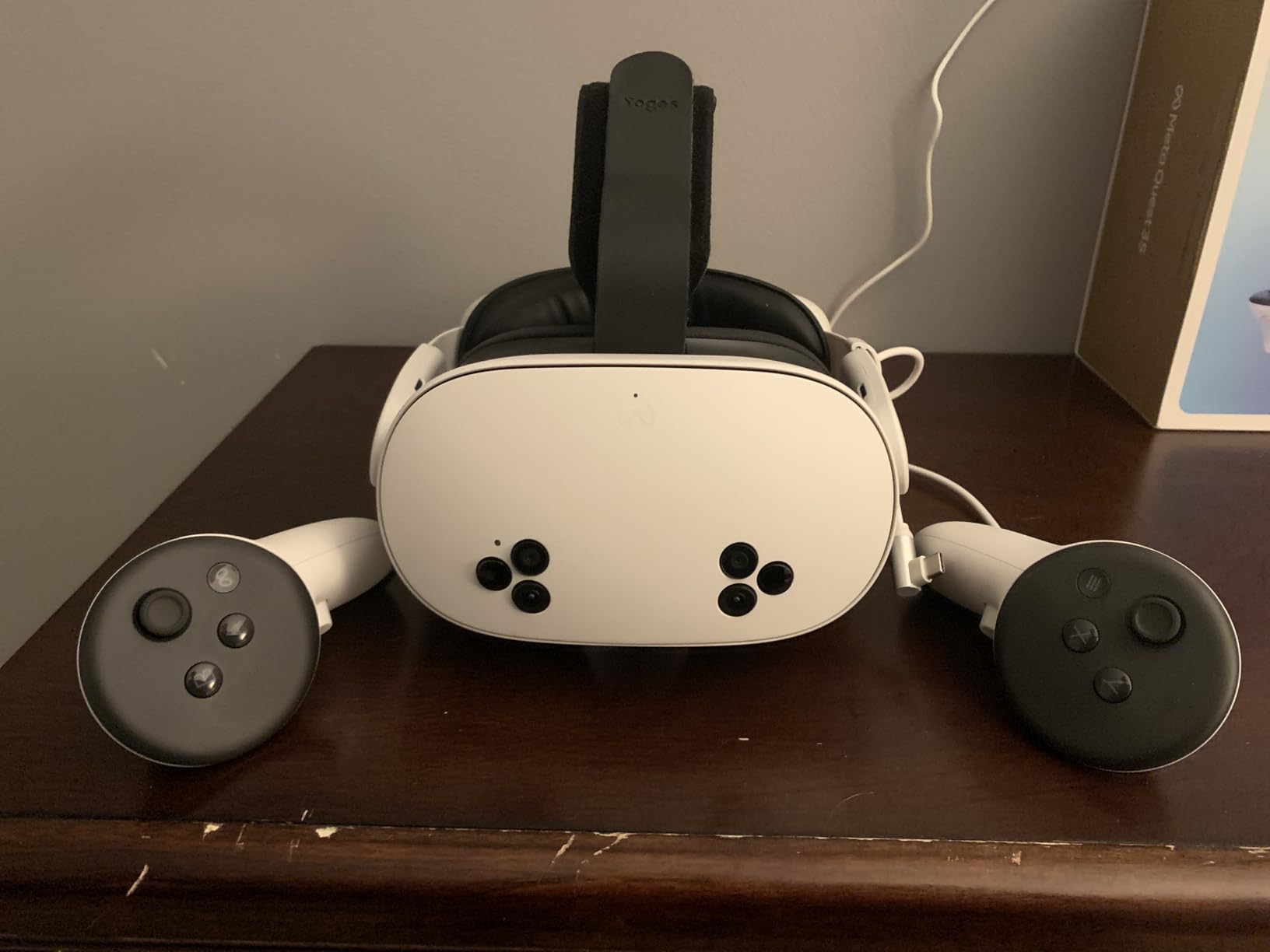 Meta Quest 3S 128GB | VR Headset - Thirty-Three Percent More Memory - 2X Graphical Processing Power - Virtual Reality Without Wires - Access to 40+ Games with a 3-Month Trial of Meta Horizon+ Included customer photo 1