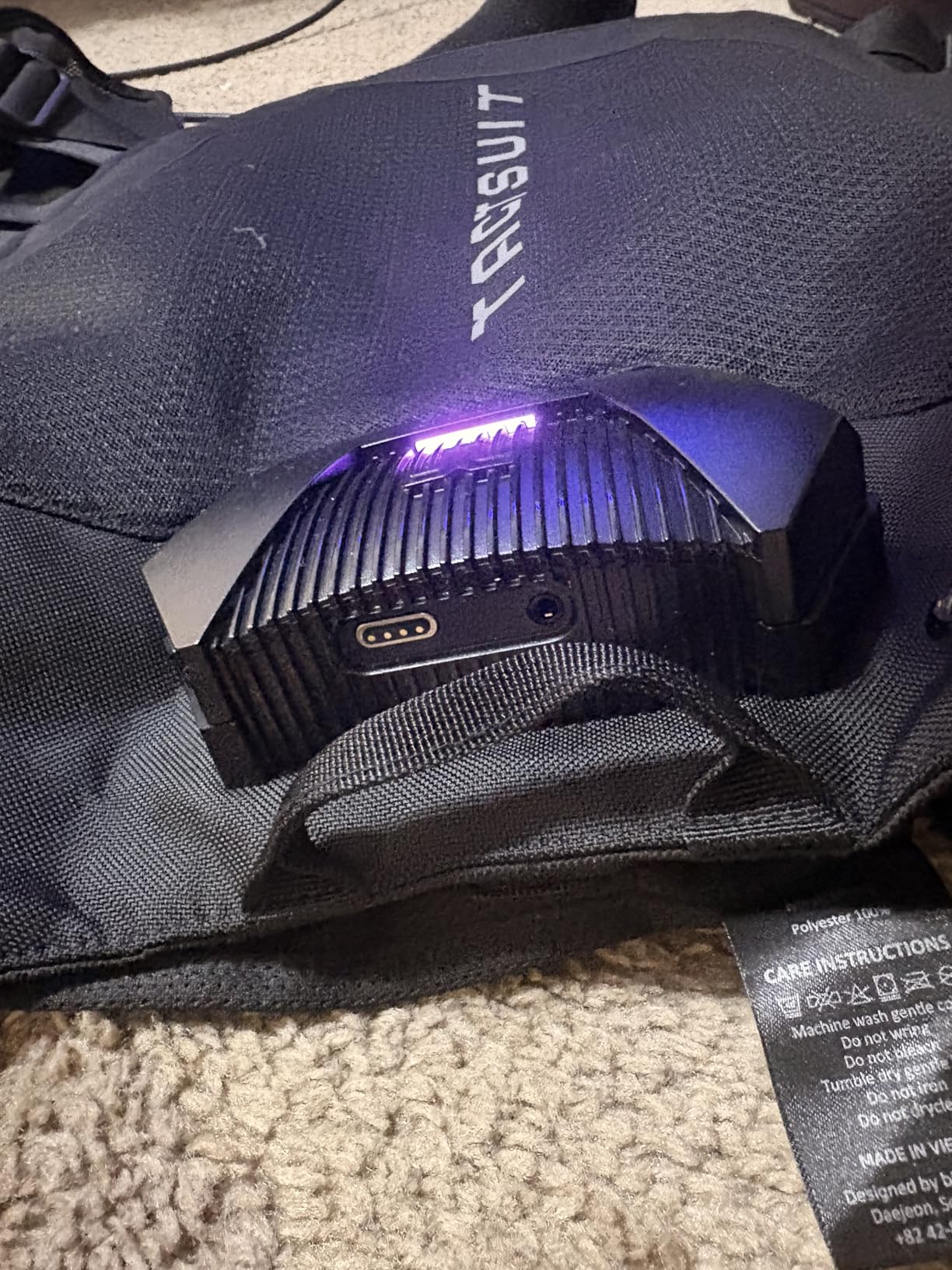 bHaptics TactSuit Pro - Immersive Haptic Vest for VR, PC Gaming, Audio-to-Haptics, Sim Racing - 32 Feedback Motors and Mesh Lining customer photo 2