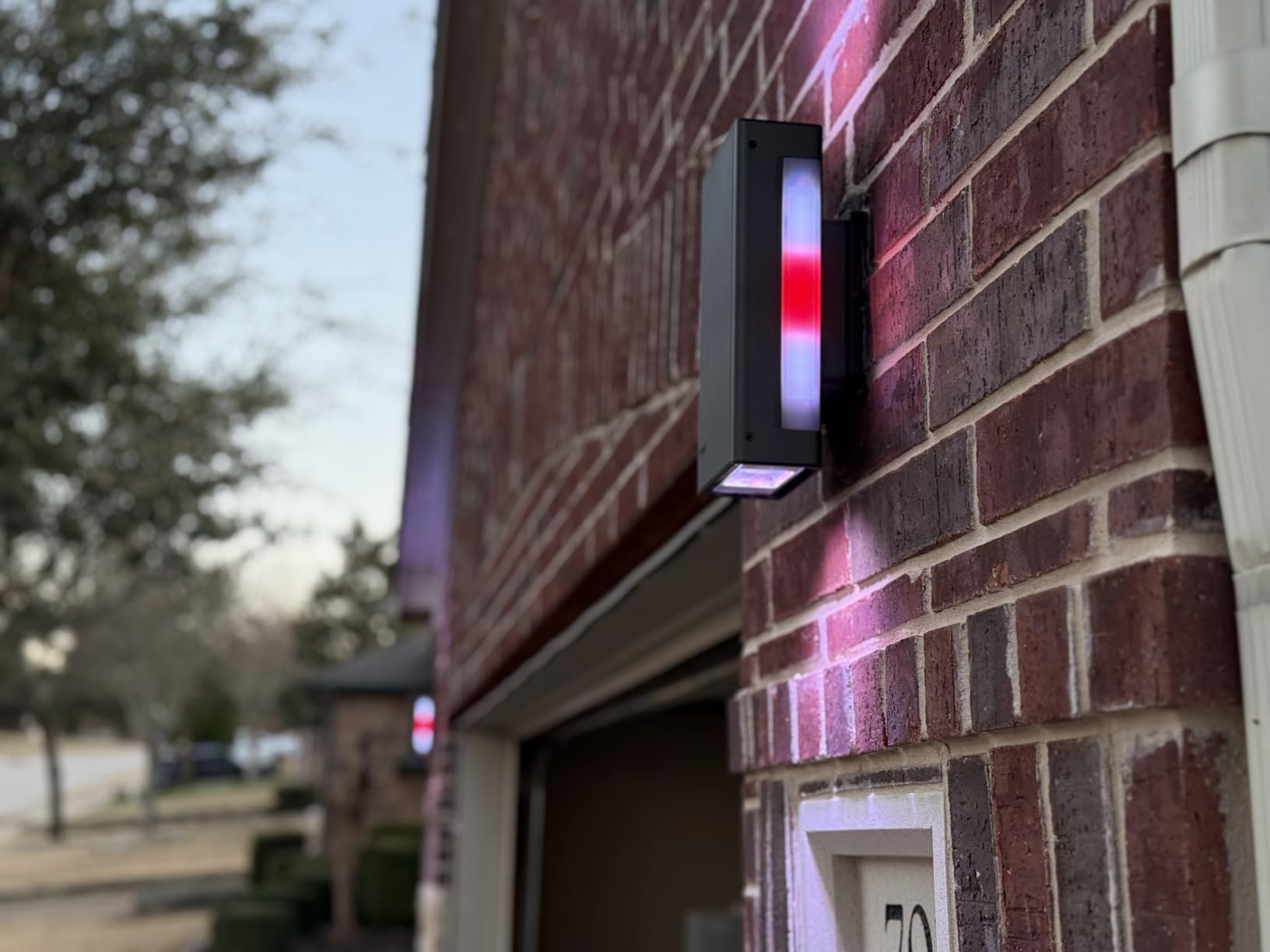 Govee Outdoor UpDown Wall Light, 1 Pack, 1200LM RGBICWW Smart Porch Lights Outdoor with 64 Scene Modes, IP66 Waterproof Wall Sconce for Outdoor Decor, Works with Alexa, Google Assistant and Matter customer photo 2