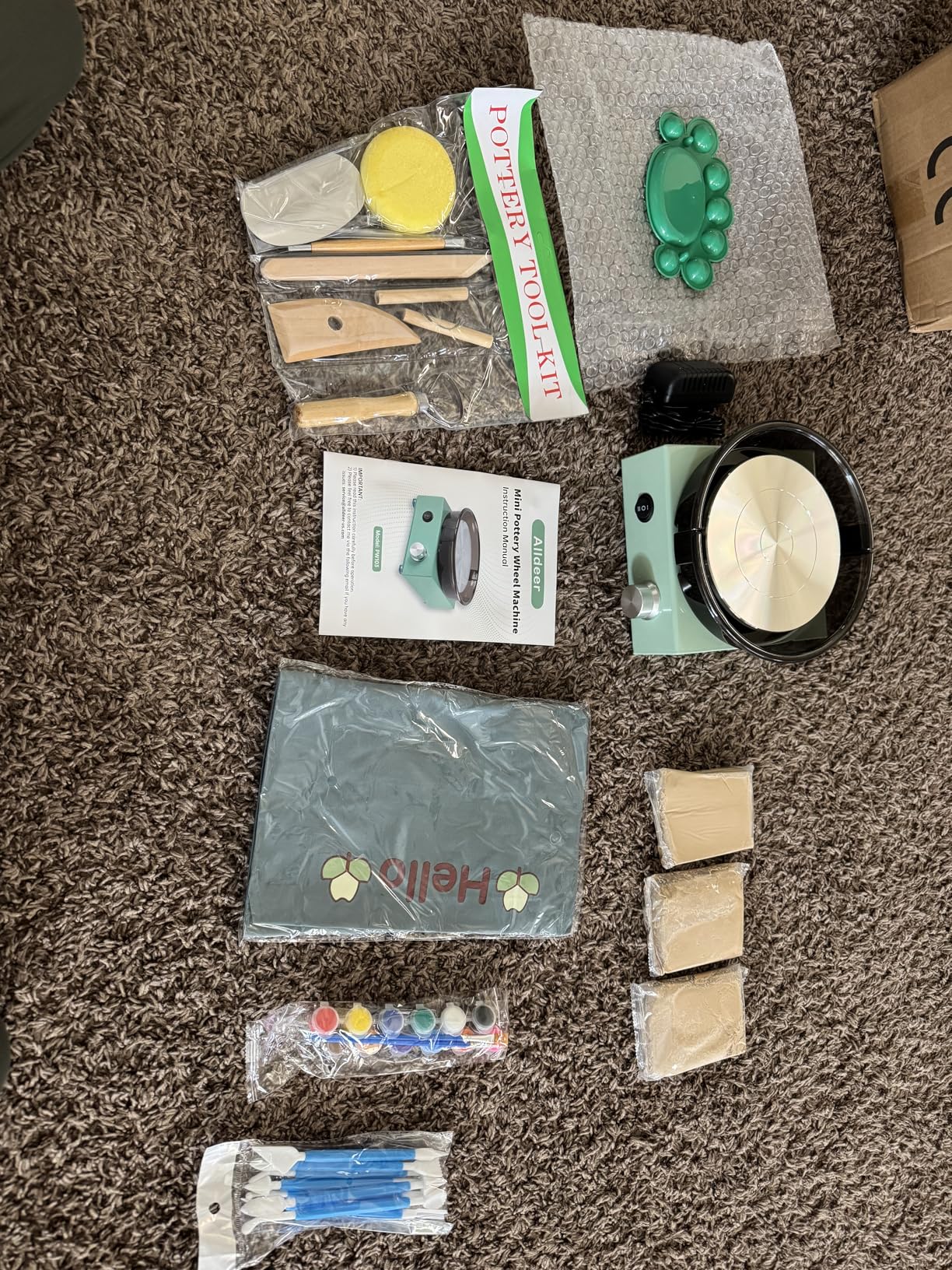 Alldeer 11-inch Pottery Wheel, 350W Electric Ceramic Forming Machine with Detachable Basin, 0-300RPM Foot Pedal Control, 19PCS Complete Clay Tool Kit for Professional Potters and Adult Crafters customer photo 2