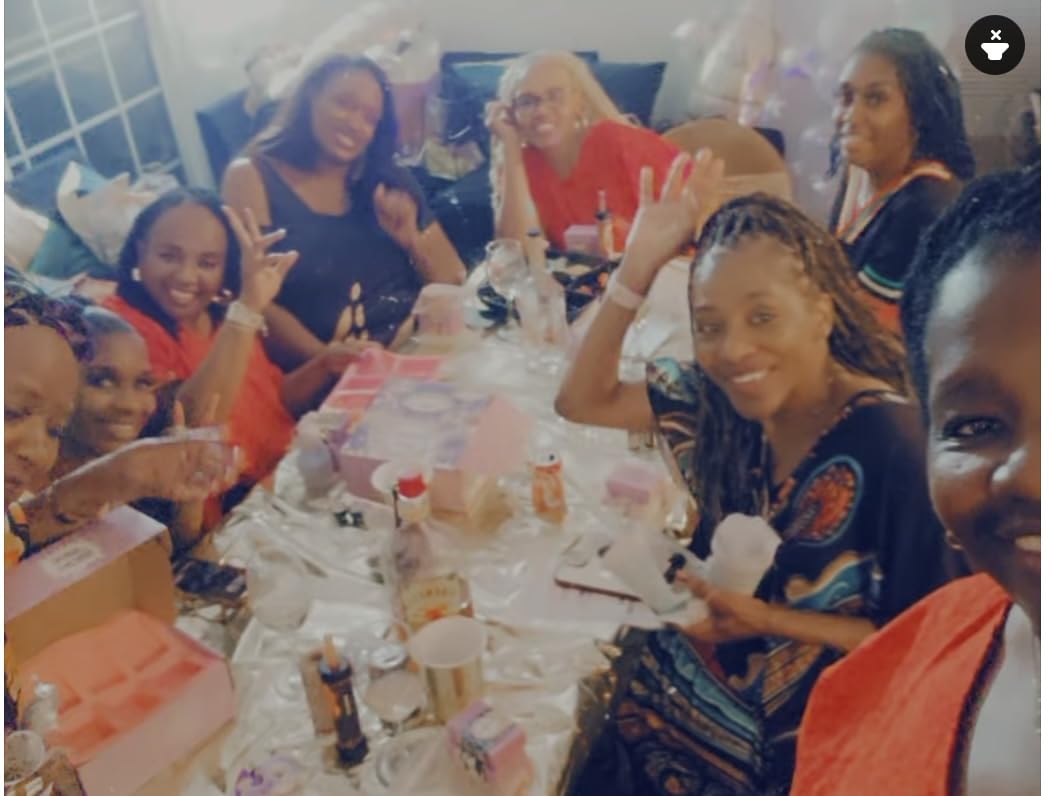 Goat Milk Soap Making Kit for Adults & Beginners - Complete DIY Set with 2lb Soap Base, 6 Scents, Molds & Gift Boxes customer photo 2