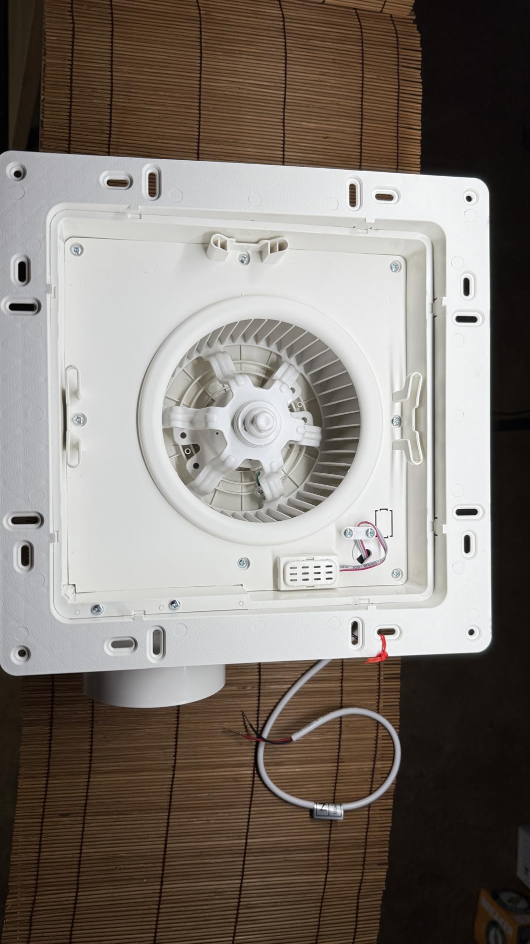 VIVOHOME AutoFlow Bathroom Exhaust Fan with Humidity Sensor (160-110-30CFM) - Energy-Saving EC Motor, 10.2-inch Ceiling Retrofit Bath Fan, No Attic Access Needed customer photo 2