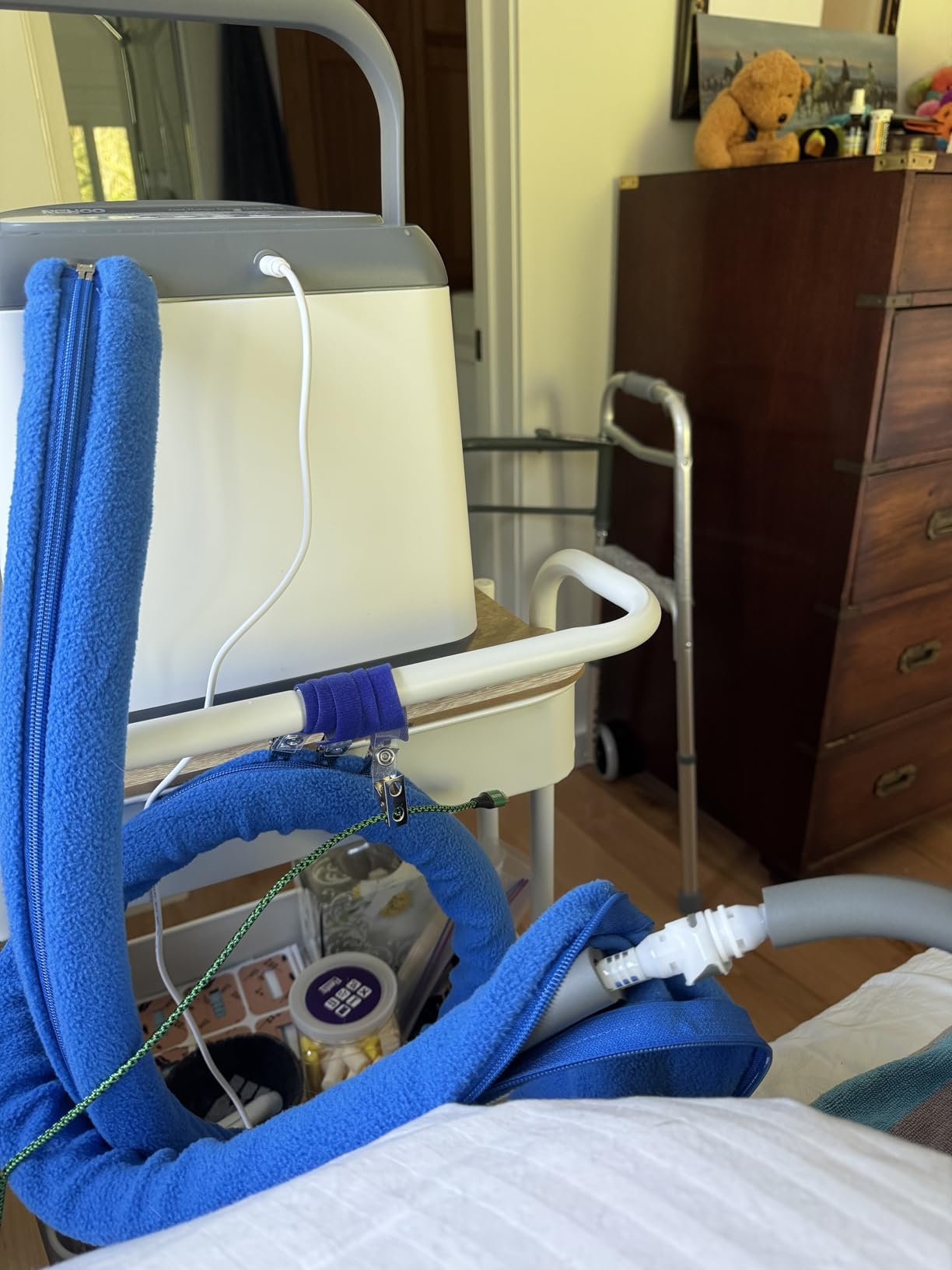 Cold Therapy Machine with Extra Large Knee/Hip Pad, Pain Relief for Post-Surgery Recovery, Programmable Ice Therapy Machine, Continuous Cryotherapy Cold Pack customer photo 1