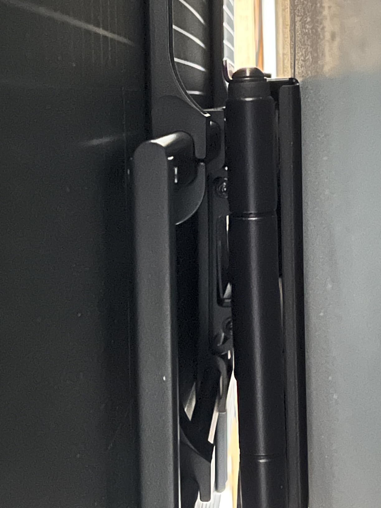 Heavy Duty XXL Full Motion TV Wall Mount for 60-120 inch Extra Large TVs, Holds 265 lbs, Max VESA 900x600, 27.7