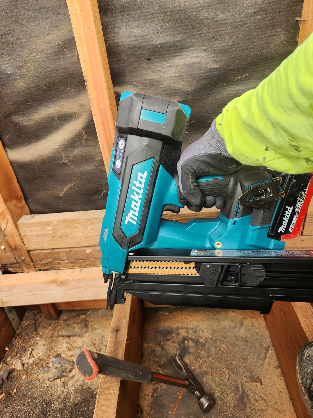 Makita XNB03Z 18V LXT® Lithium-Ion Cordless 21º Full Round Head 3-1/2