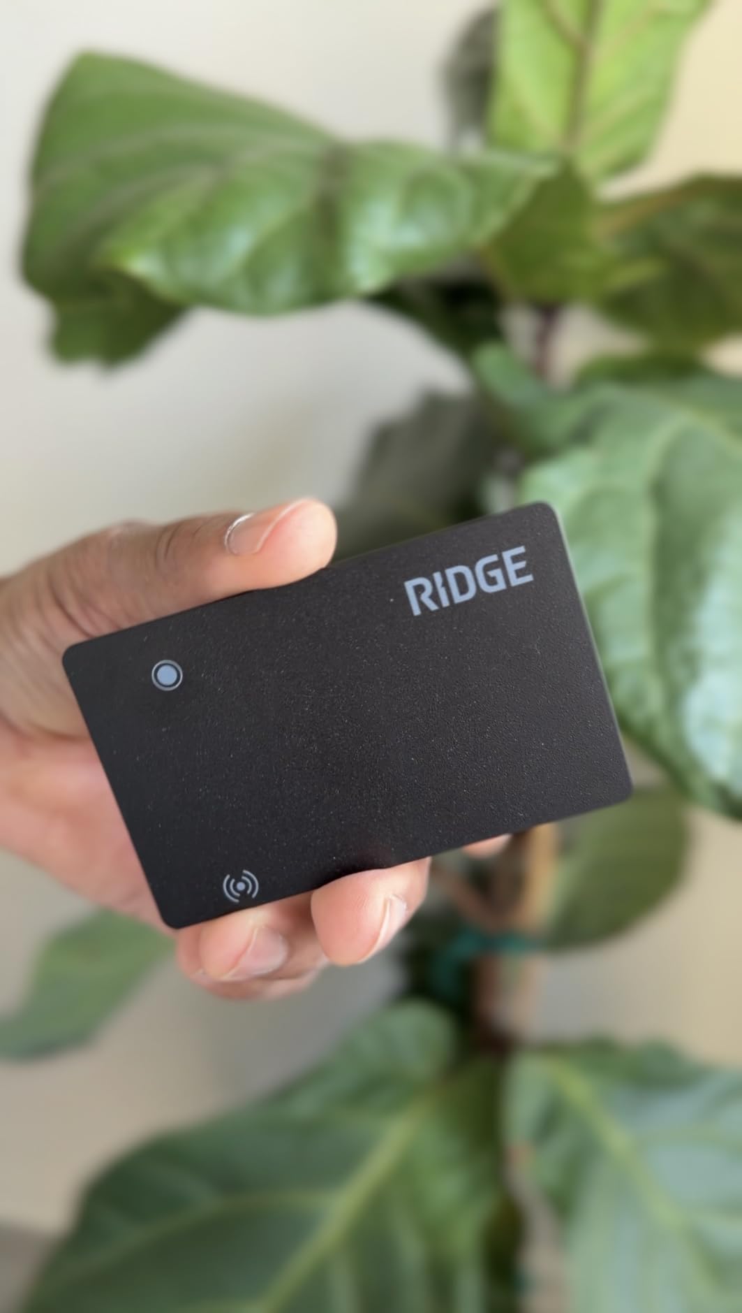 Ridge Wallet Tracker Card - Tile Slim Tracking Card Compatile with Apple Find My, Item Locator for Luggage Tags, Passports, Phone, IP68 Waterproof customer photo 1