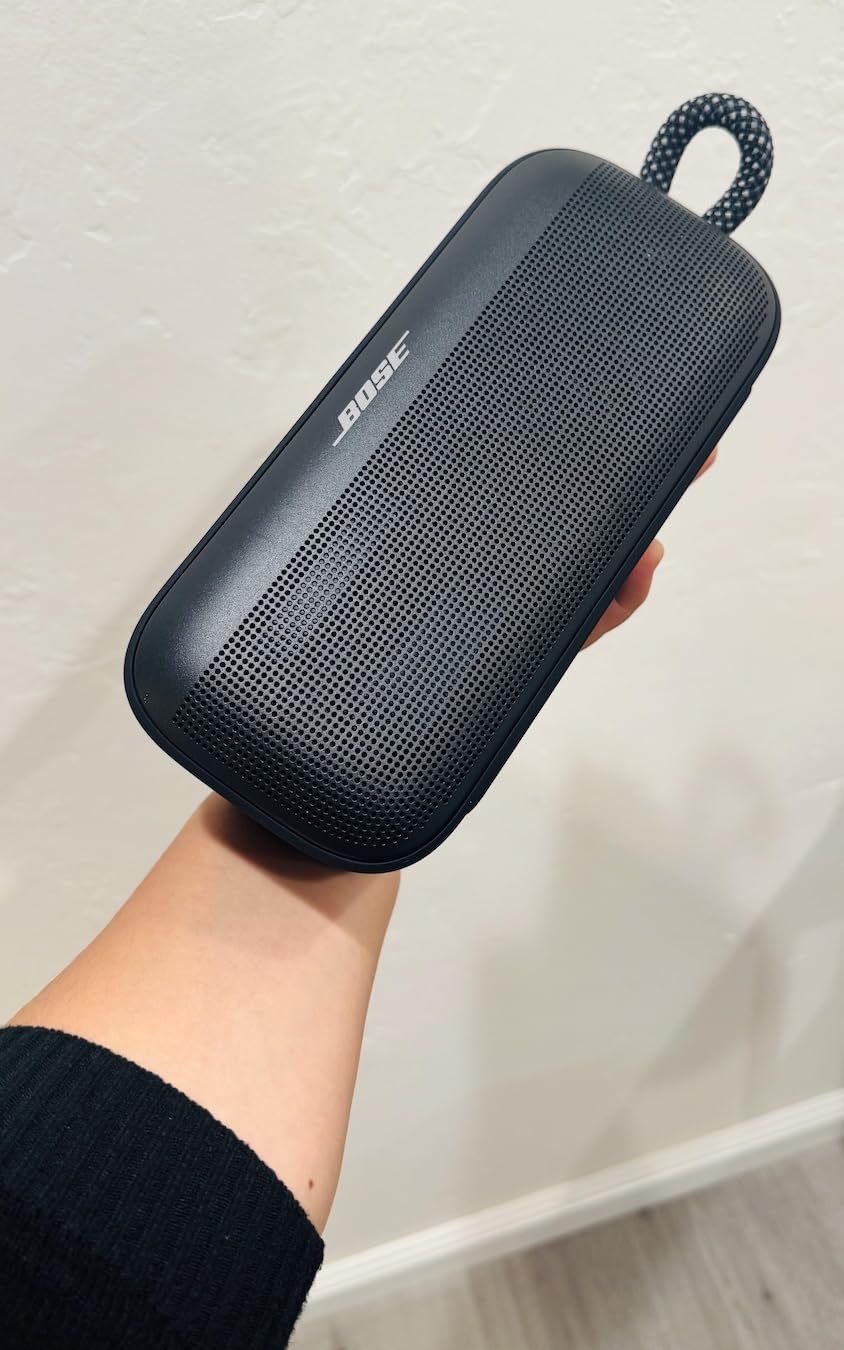 Bose SoundLink Plus Portable Bluetooth Speaker, Wireless Outdoor Speaker, Up to 20 Hours Battery Life, Waterproof and Dustproof, Black customer photo 1