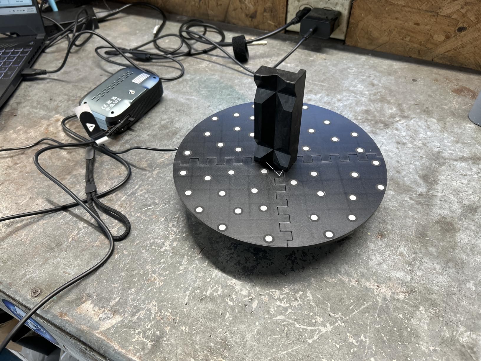 Revopoint Auto Turntable for 3D Scanners, Easy Scanning of Featureless and Small and Medium Objects, Equipped with Marked Top Cover customer photo 1