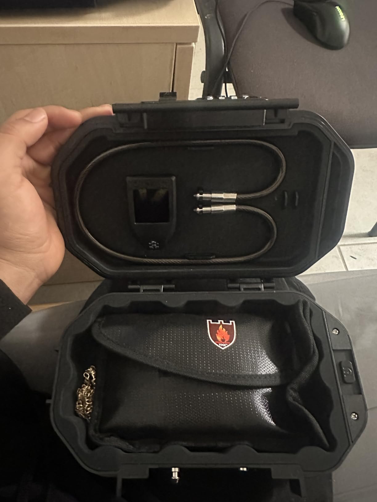 Diyife Portable Safe Box, [Waterproof] Travel Safe Lock Box with Code, 4 Digit Combination Lock Anti-Theft Lock Box with Removable Chain, Portable Lockbox for Beach Outdoor Dorm Hotel Home, 910g customer photo 1