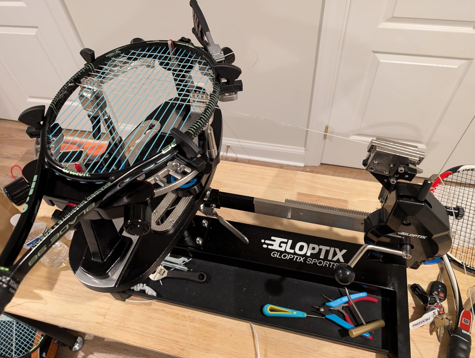 GT-160 Tennis Racket Stringing Machine Manual Desktop Progression Racket String Tools, with Tools and Accessories customer photo 2