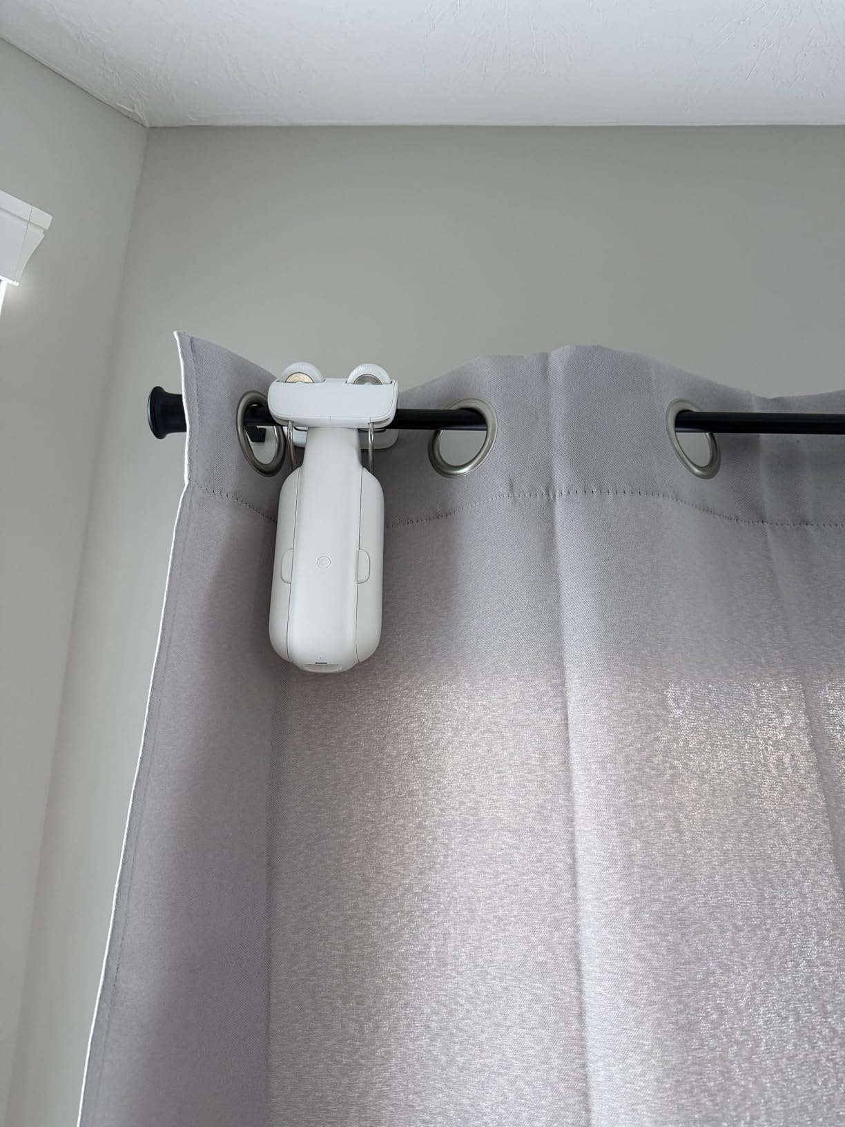 SwitchBot 2025 Automatic Curtain Opener 3 Rod-Bluetooth Remote Control, WiFi&Smartphone Control, Upgraded High-Performance, Add Hub to Work with Alexa, Google Home, HomeKit customer photo 2