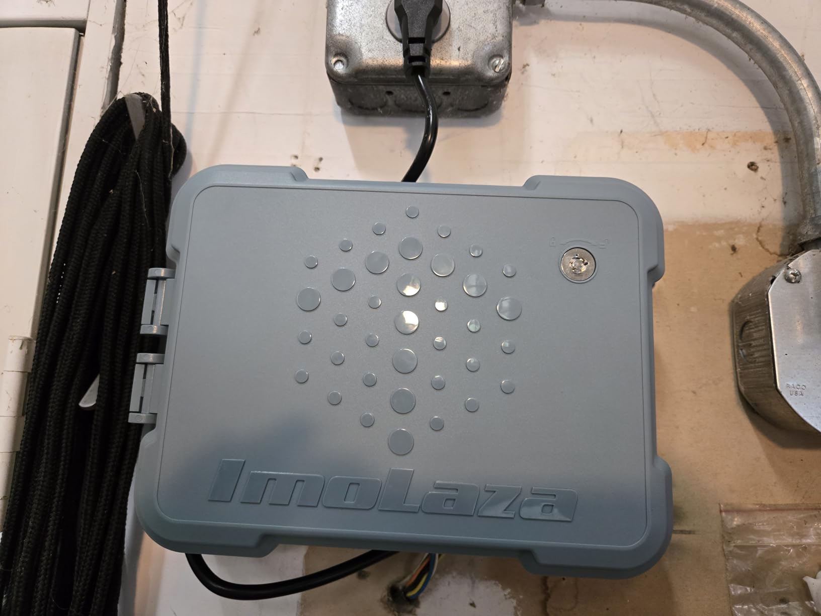 ImoLaza Outdoor Smart Sprinkler Controller, 8-Zone WiFi Irrigation Controller with Hyper-Local Weather, App Remote Control, Works w/ Alexa, Auto Watering, Rain/Freeze/Wind Skip, Smart Fault Detection customer photo 1