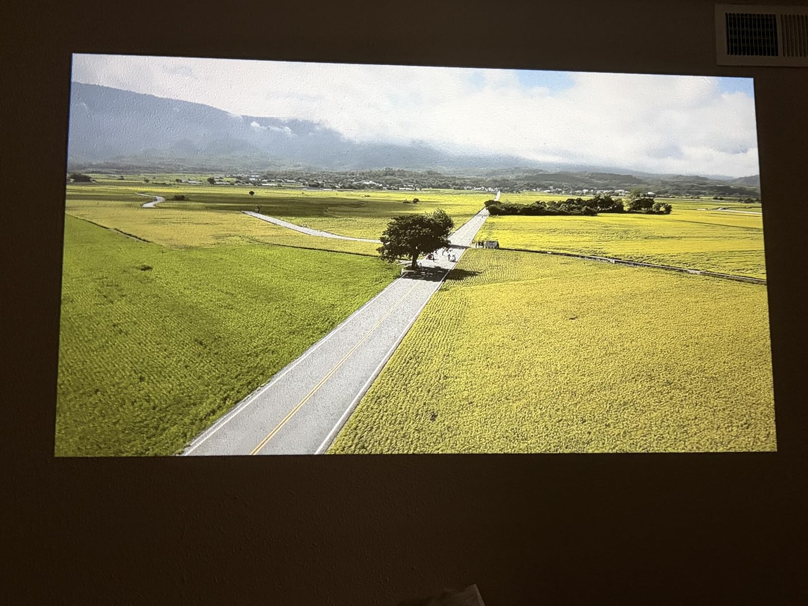 [2000 ANSI/Auto Focus & Keystone/Built-in APP] 4K Outdoor Projector with Wifi and Bluetooth, Smart Portable Projector with Built in Apps YouTube/PrimeVideo & Dolby, Home Theater Projector with HDR10+ customer photo 1