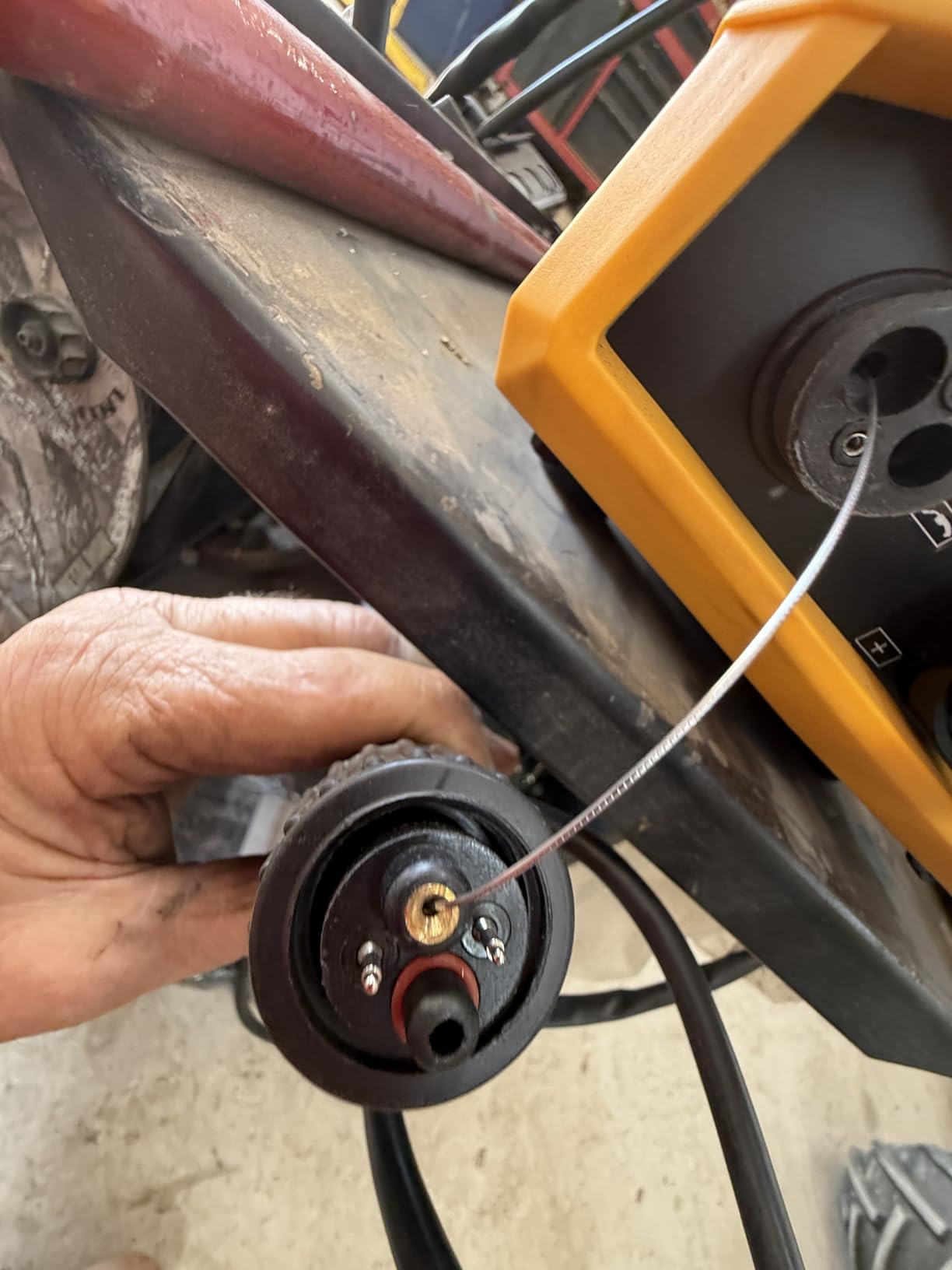 TOOLIOM 4 in 1 MIG Welder 180A Gas MIG/Flux MIG/Stick/Lift TIG Multiprocess Welding Machine 110V/220V Welder Kit with Lift TIG Torch customer photo 2