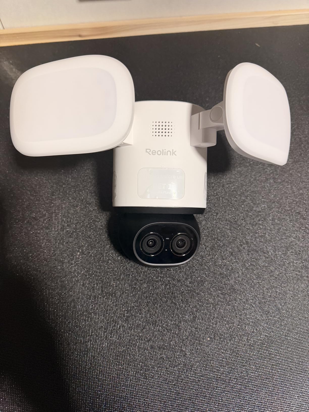 REOLINK TrackFlex Floodlight WiFi, 4K Dual-Lens Floodlight Camera, 3000 Lumens, 360° PTZ 6X Hybrid Zoom, Auto-Tracking, Privacy Focused Local AI Video Search & Storage, Dual-Band Wi-Fi 6, AC Hardwired customer photo 1