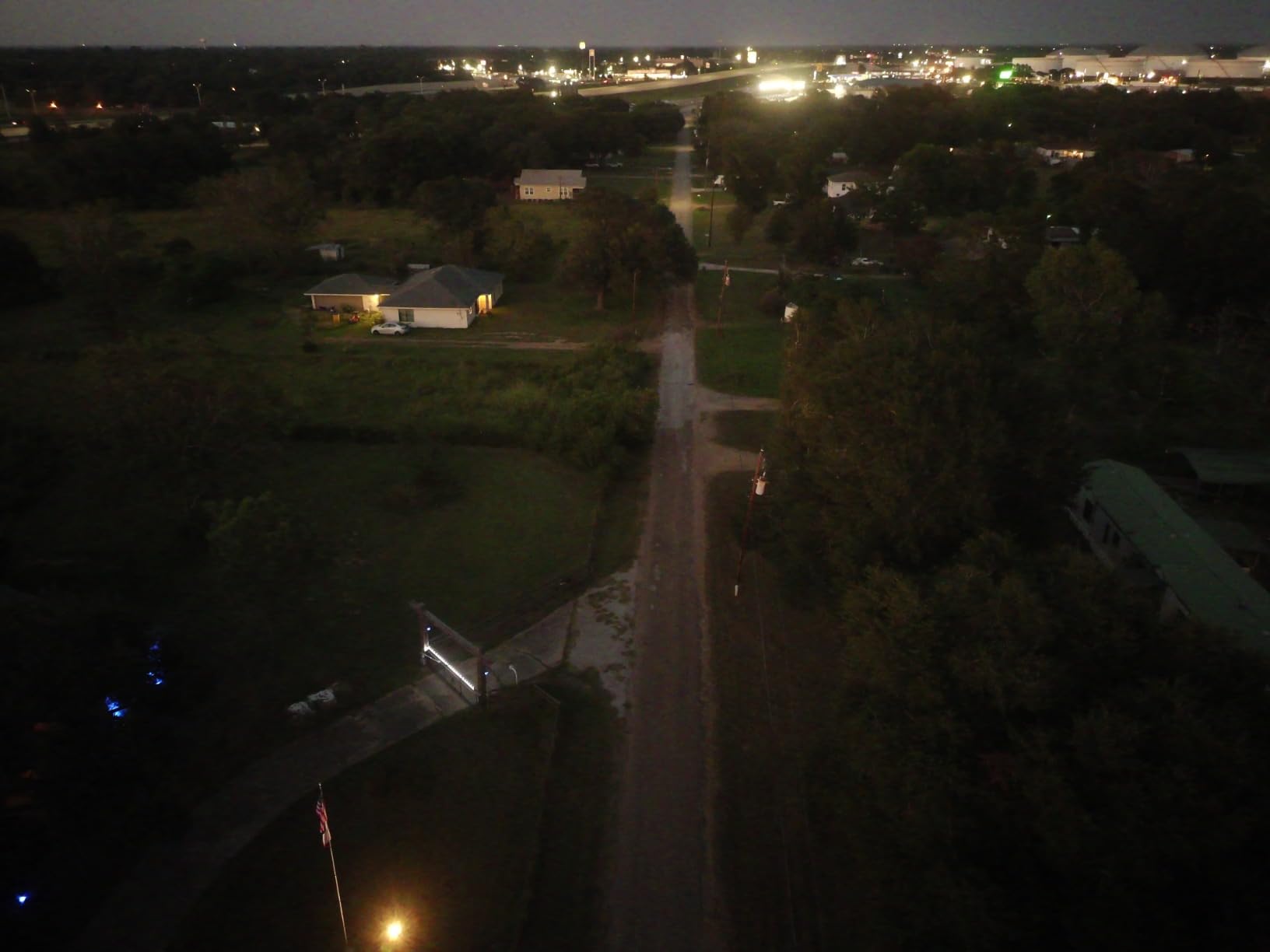 FIMI Mini 3 Drone with Camera for Adults 4K, Upgraded Imaging Module, 3-Axis Gimbal, 9KM HD Transmission, 4K/60fps 48MP Camera, AI Night Vision, Auto Return, Visual Tracking, 96min Flight customer photo 2