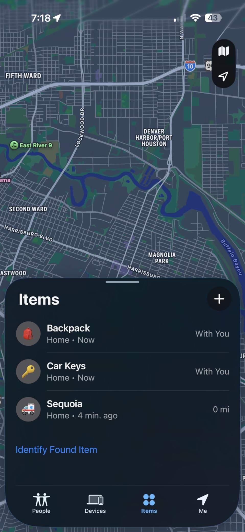 UGREEN FineTrack (iOS Only) Air Tracker Tags 2 Pack, 1-Year USB-C Rechargeable Battery Bluetooth Tracker Compatible with Apple Find My, Item Finder Smart Tag for Key Luggage - [Apple Find My Certified] customer photo 1